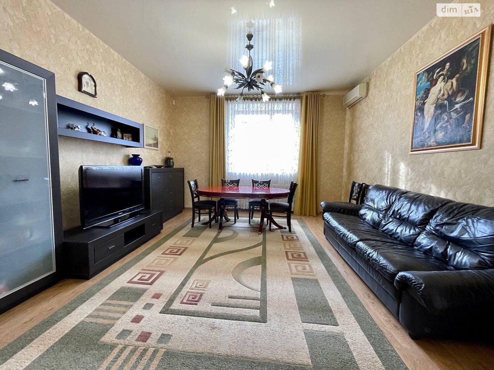 двухэтажный дом с балконом, 281.4 кв. м, кирпич. Продажа в Днепре район Лагерный фото 1 двухэтажный дом с балконом, 281.4 кв. м, кирпич. Продажа в Днепре район Лагерный фото 1