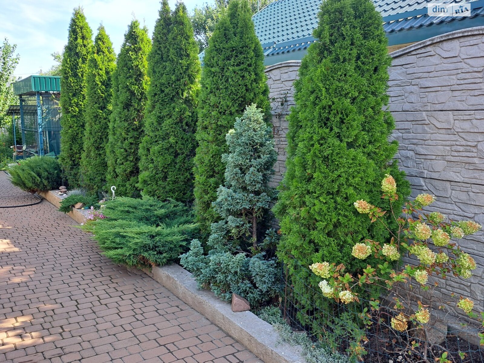 двухэтажный дом с отоплением, 100 кв. м, кирпич. Продажа в Днепре район Ломовка фото 1