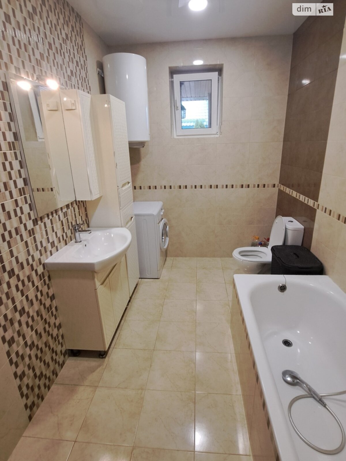 двухэтажный дом с отоплением, 100 кв. м, кирпич. Продажа в Днепре район Ломовка фото 1