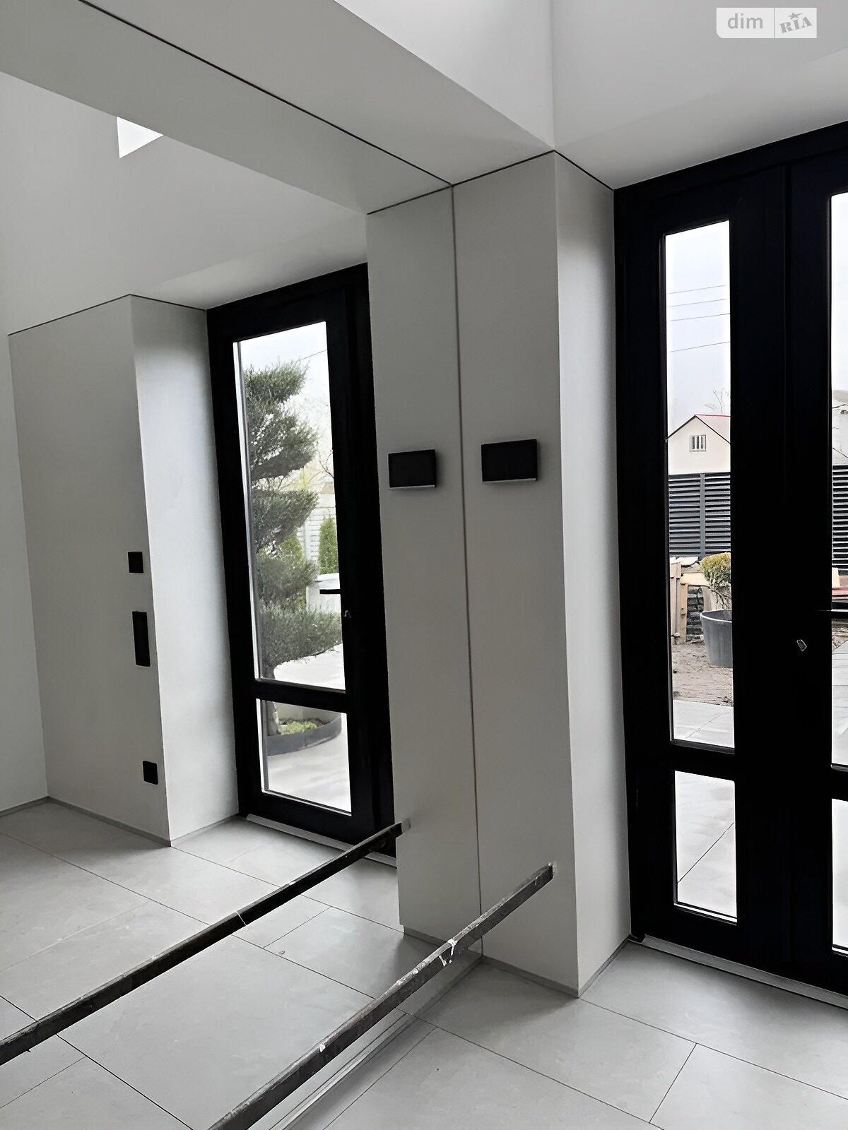 одноэтажный дом с мебелью, 105 кв. м, газобетон. Продажа в Днепре район Амур-Нижнеднепровский фото 1 одноэтажный дом с мебелью, 105 кв. м, газобетон. Продажа в Днепре район Амур-Нижнеднепровский фото 1