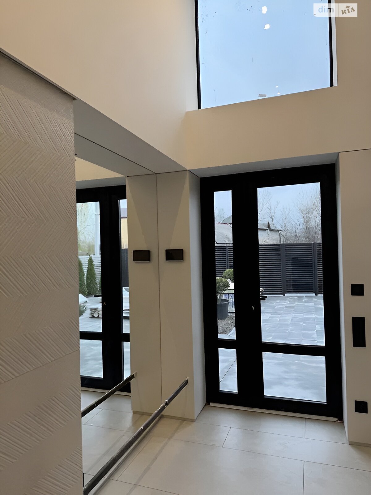 одноповерховий будинок з меблями, 105 кв. м, кирпич. Продаж в Дніпрі, район Амур-Нижньодніпровський фото 1 одноповерховий будинок з меблями, 105 кв. м, кирпич. Продаж в Дніпрі, район Амур-Нижньодніпровський фото 1