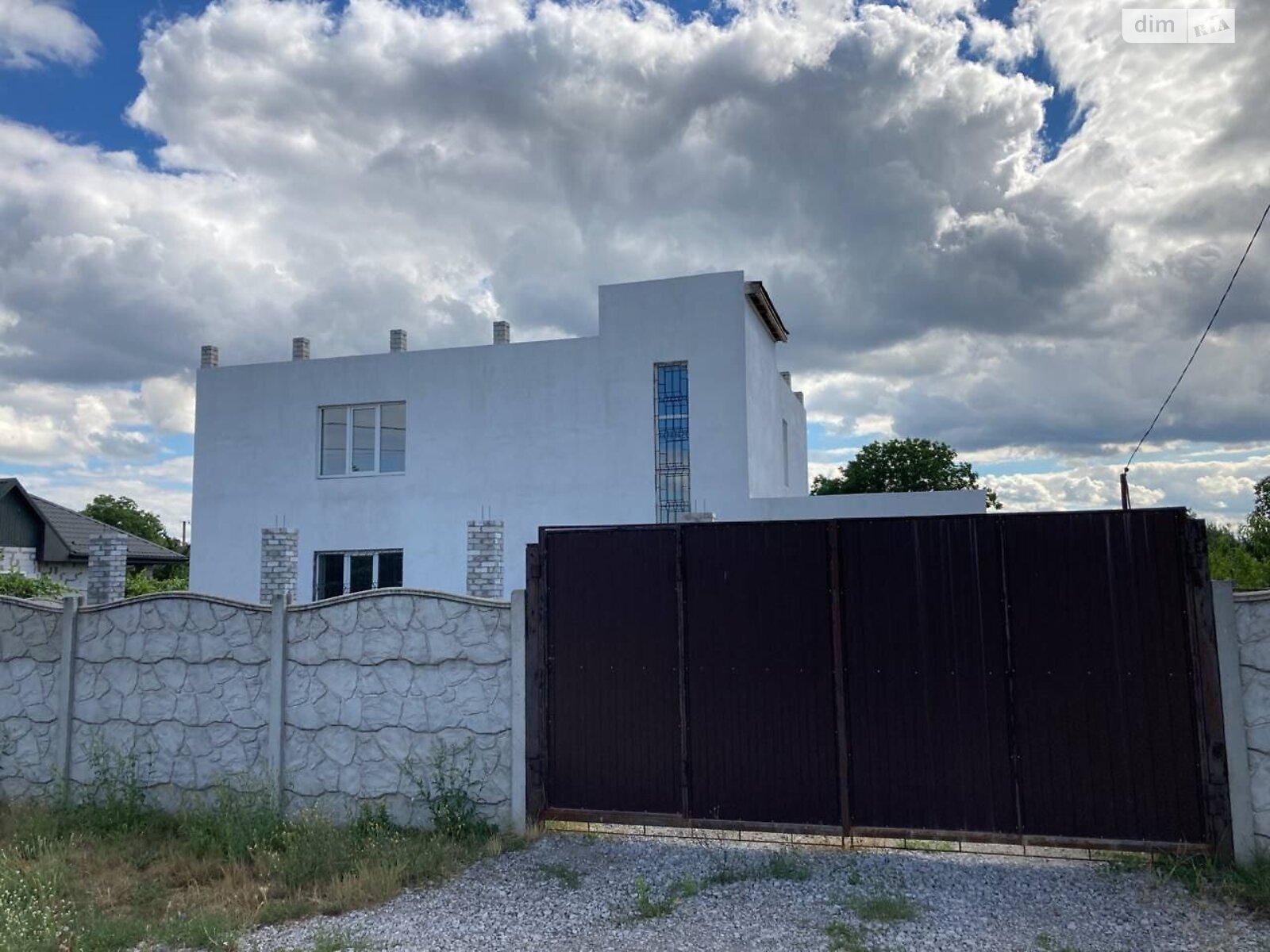 двухэтажный дом с гаражом, 199.7 кв. м, ракушечник (ракушняк). Продажа в Днепре район Ломовка фото 1 двухэтажный дом с гаражом, 199.7 кв. м, ракушечник (ракушняк). Продажа в Днепре район Ломовка фото 1