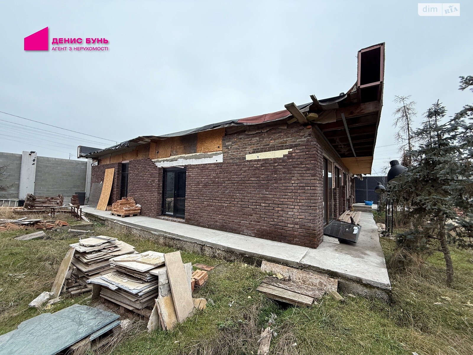 одноповерховий будинок з опаленням, 230 кв. м, кирпич. Продаж в Дніпрі, район Ломівка фото 1 одноповерховий будинок з опаленням, 230 кв. м, кирпич. Продаж в Дніпрі, район Ломівка фото 1