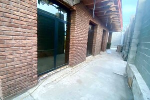 одноповерховий будинок без меблів, 200 кв. м, кирпич. Продаж в Дніпрі, район Ломівка фото 2 одноповерховий будинок без меблів, 200 кв. м, кирпич. Продаж в Дніпрі, район Ломівка фото 2