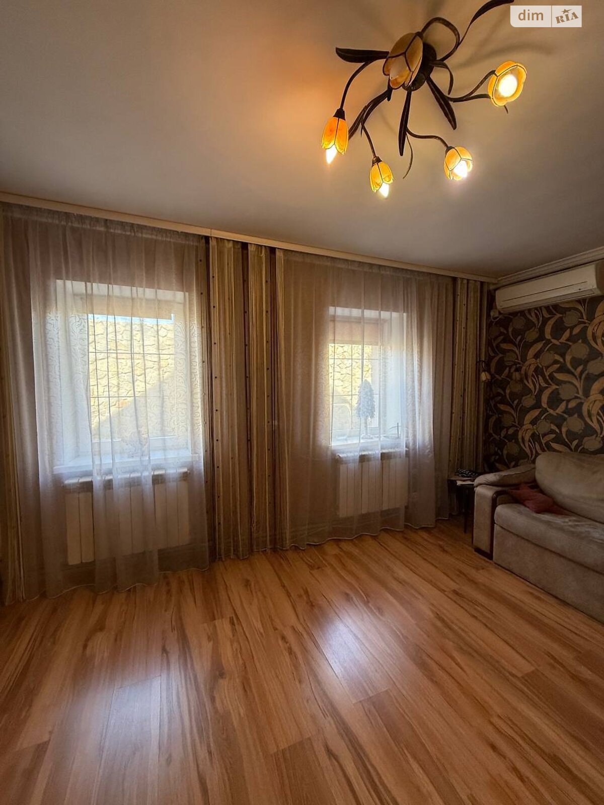 одноповерховий будинок бесідка, 130 кв. м, цегла. Продаж в Дніпрі, район Лоцкам’янка фото 1 одноповерховий будинок бесідка, 130 кв. м, цегла. Продаж в Дніпрі, район Лоцкам’янка фото 1