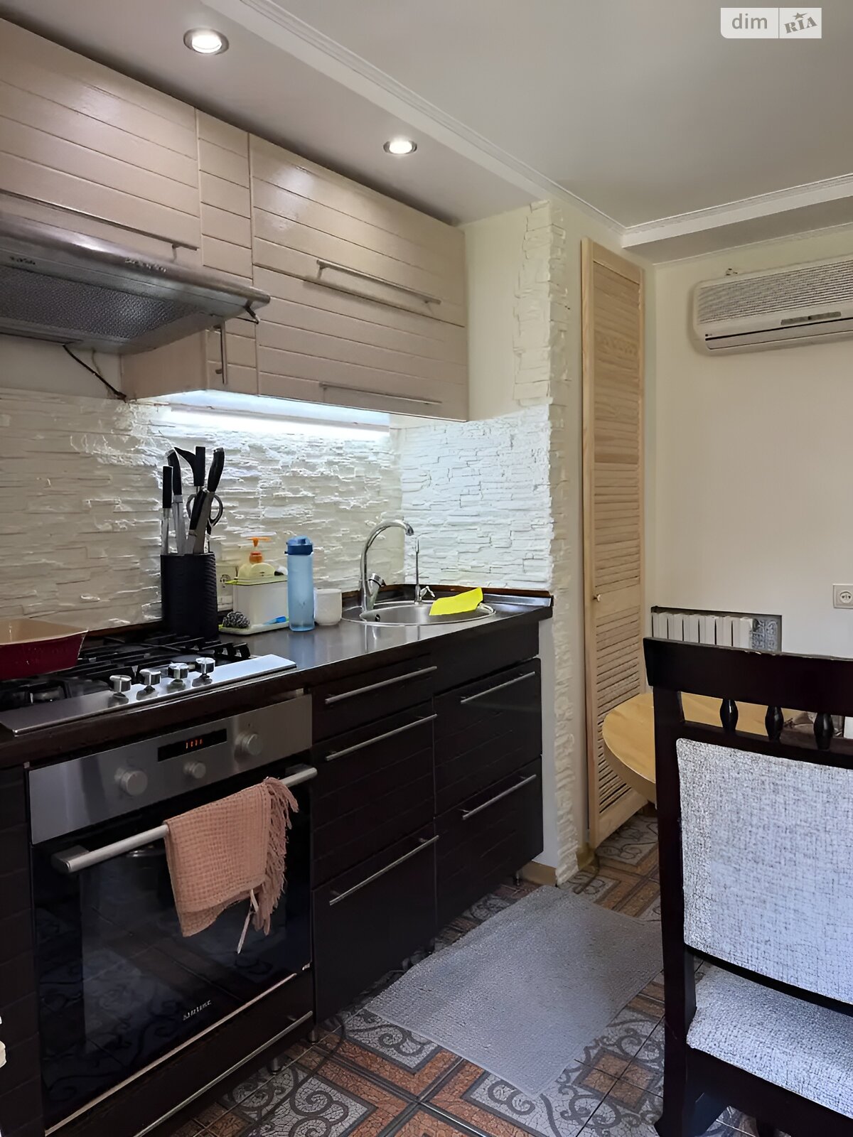 двоповерховий будинок, 130 кв. м, кирпич. Продаж в Дніпрі, район Лоцкам’янка фото 1 двоповерховий будинок, 130 кв. м, кирпич. Продаж в Дніпрі, район Лоцкам’янка фото 1