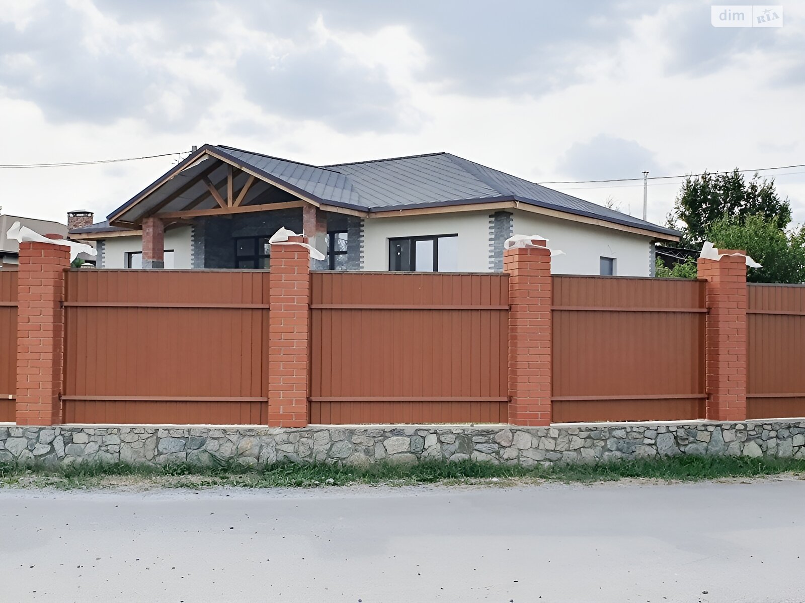 одноэтажный дом с отоплением, 120 кв. м, кирпич. Продажа в Днепре фото 1 одноэтажный дом с отоплением, 120 кв. м, кирпич. Продажа в Днепре фото 1