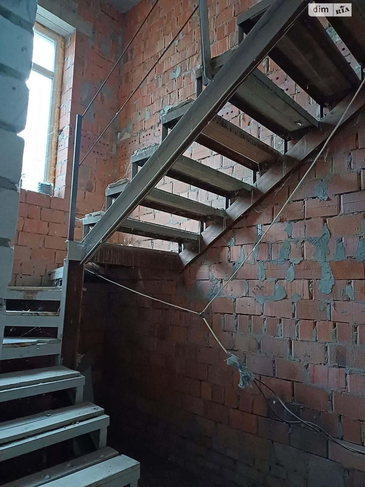 трехэтажный дом, 643.2 кв. м, кирпич. Продажа в Днепре фото 1