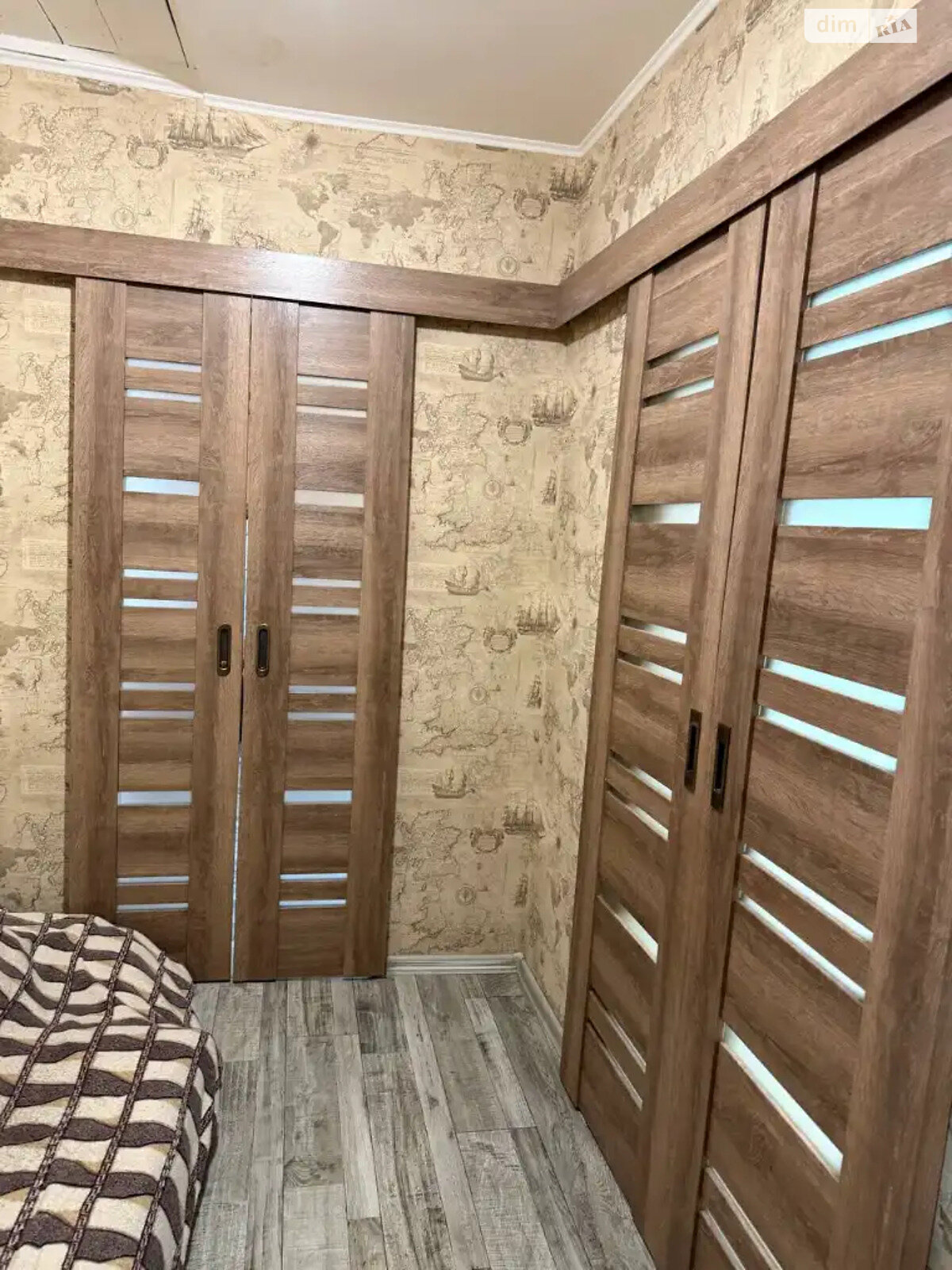 одноэтажный дом с гаражом, 68 кв. м, кирпич. Продажа в Днепре район Мирный фото 1