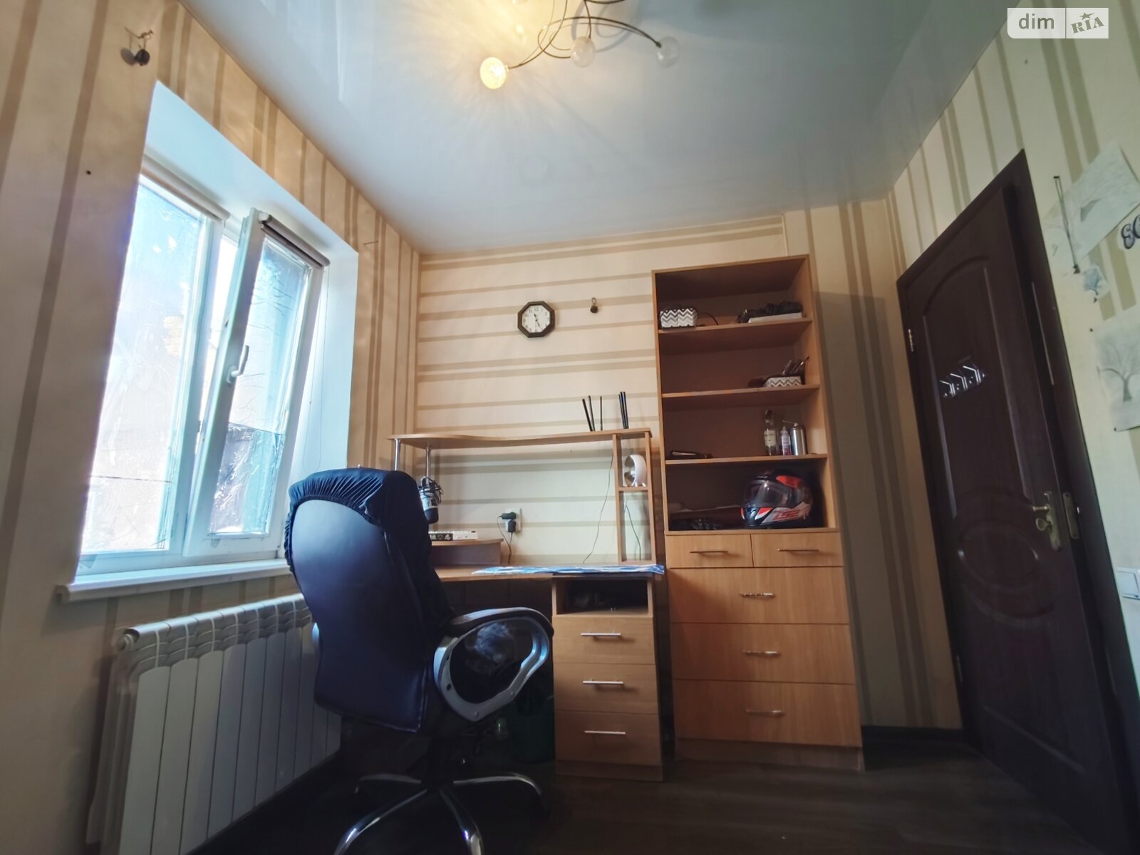 двухэтажный дом с верандой, 70 кв. м, шлакобетон. Продажа в Днепре район Шевченковский фото 1 двухэтажный дом с верандой, 70 кв. м, шлакобетон. Продажа в Днепре район Шевченковский фото 1