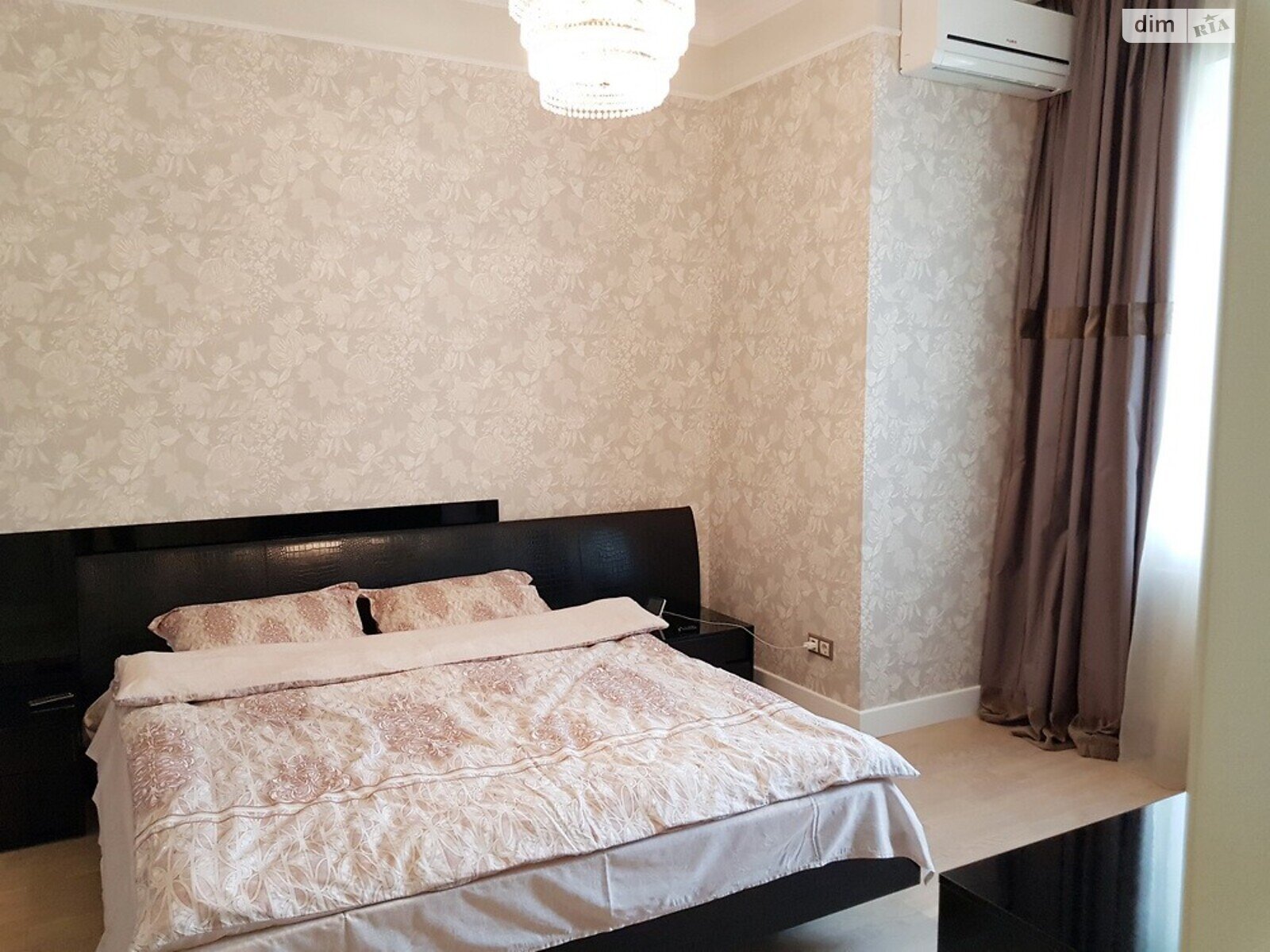 одноповерховий будинок, 200 кв. м, цегла. Продаж у Новоолександрівці фото 1 одноповерховий будинок, 200 кв. м, цегла. Продаж у Новоолександрівці фото 1