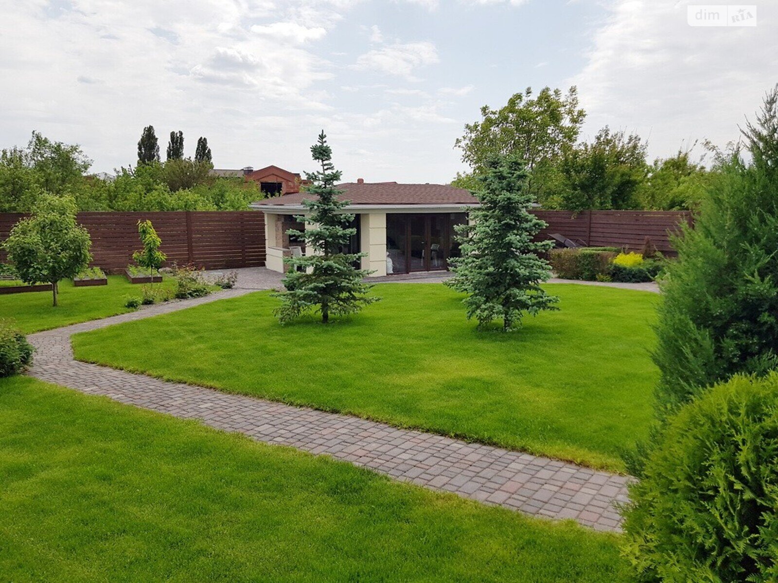 одноповерховий будинок, 200 кв. м, цегла. Продаж у Новоолександрівці фото 1 одноповерховий будинок, 200 кв. м, цегла. Продаж у Новоолександрівці фото 1