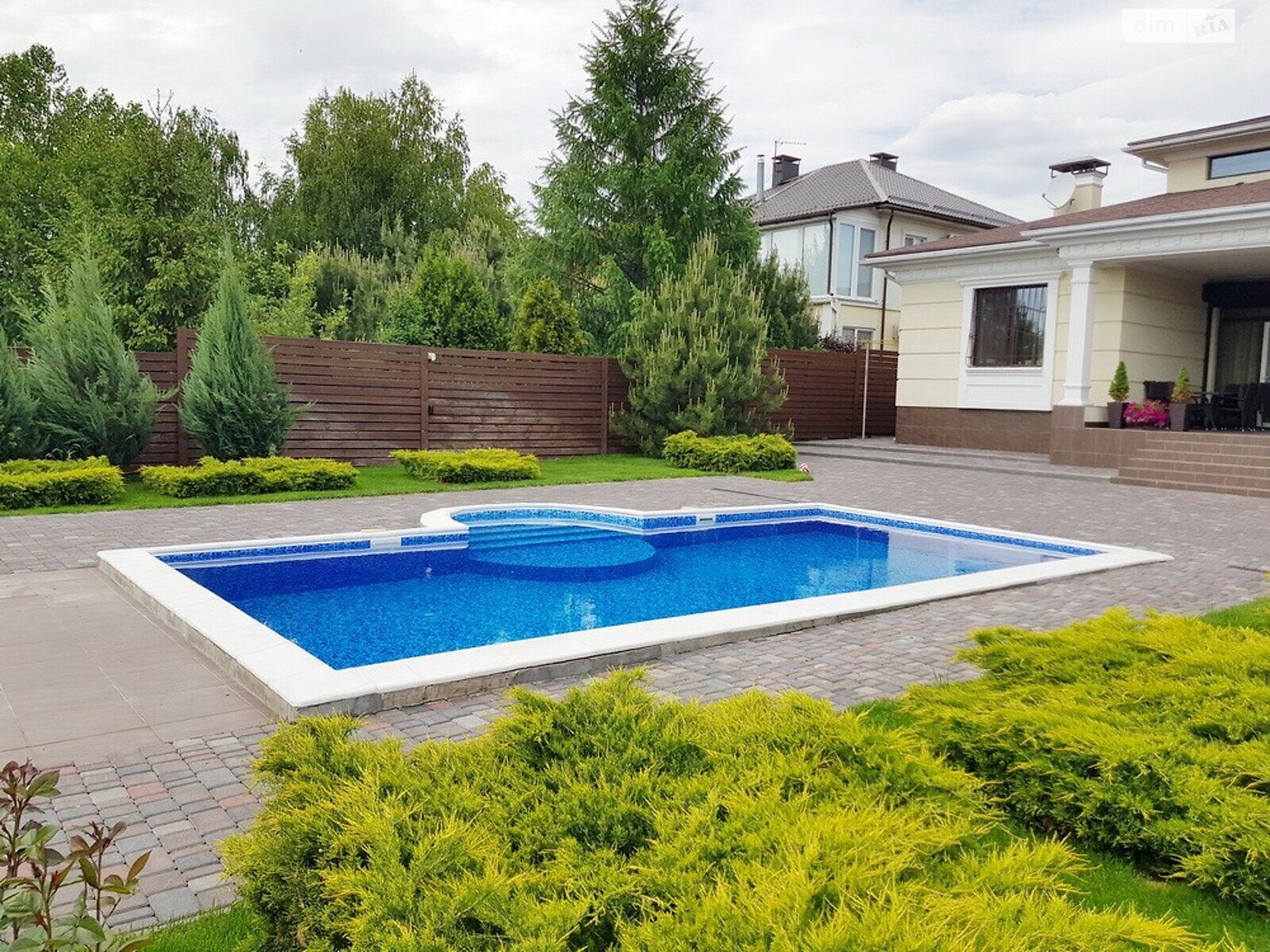 одноповерховий будинок, 200 кв. м, цегла. Продаж у Новоолександрівці фото 1 одноповерховий будинок, 200 кв. м, цегла. Продаж у Новоолександрівці фото 1