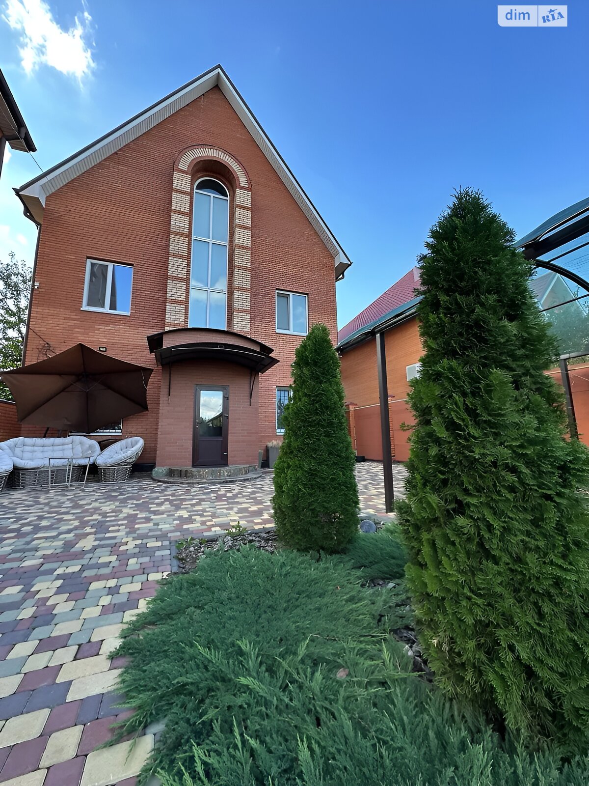 трехэтажный дом с мансардой, 172 кв. м, ракушечник (ракушняк). Продажа в Днепре район Новое Клочко фото 1 трехэтажный дом с мансардой, 172 кв. м, ракушечник (ракушняк). Продажа в Днепре район Новое Клочко фото 1