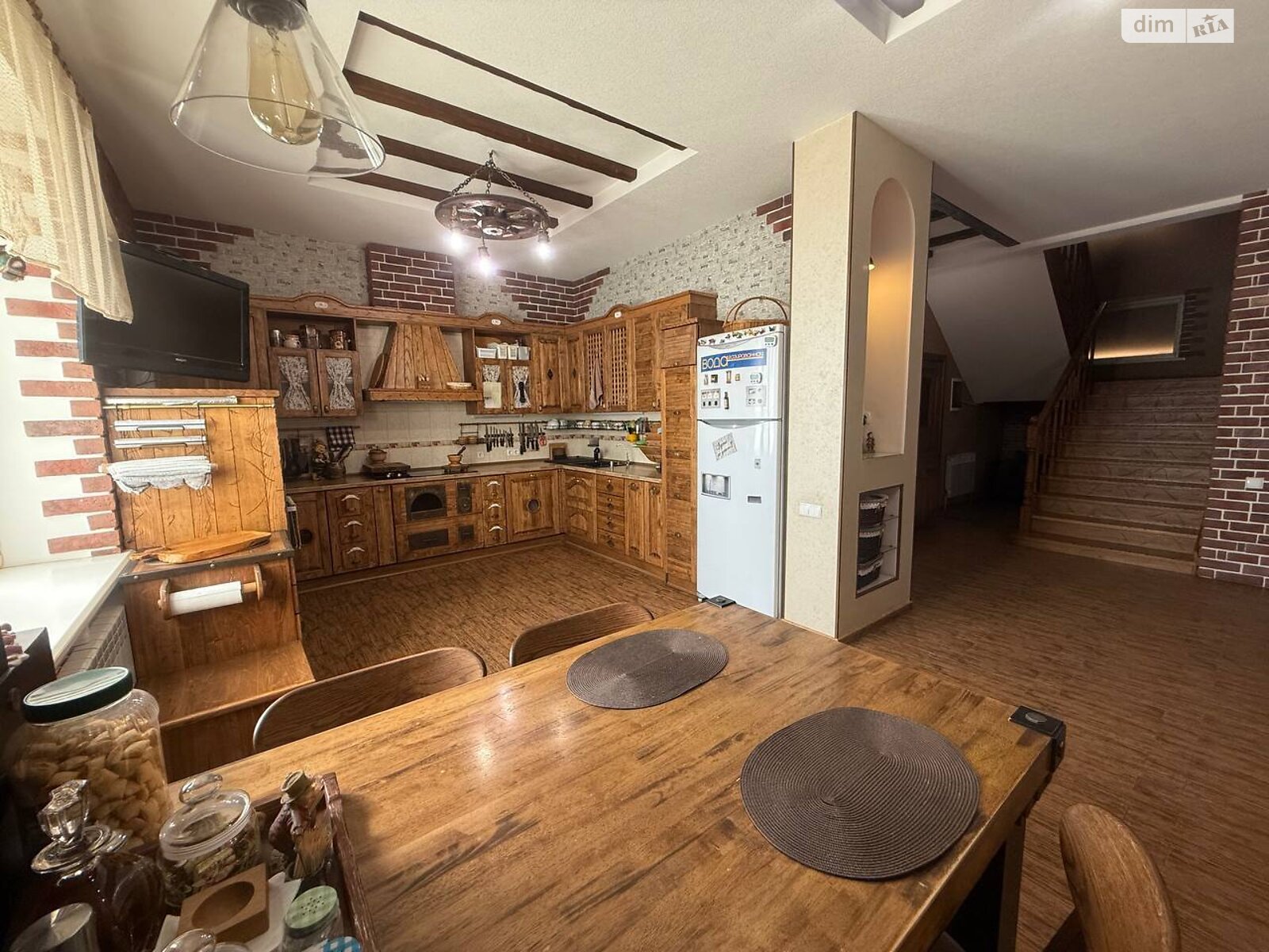 двухэтажный дом с верандой, 300 кв. м, кирпич. Продажа в Днепре район Новое Клочко фото 1 двухэтажный дом с верандой, 300 кв. м, кирпич. Продажа в Днепре район Новое Клочко фото 1