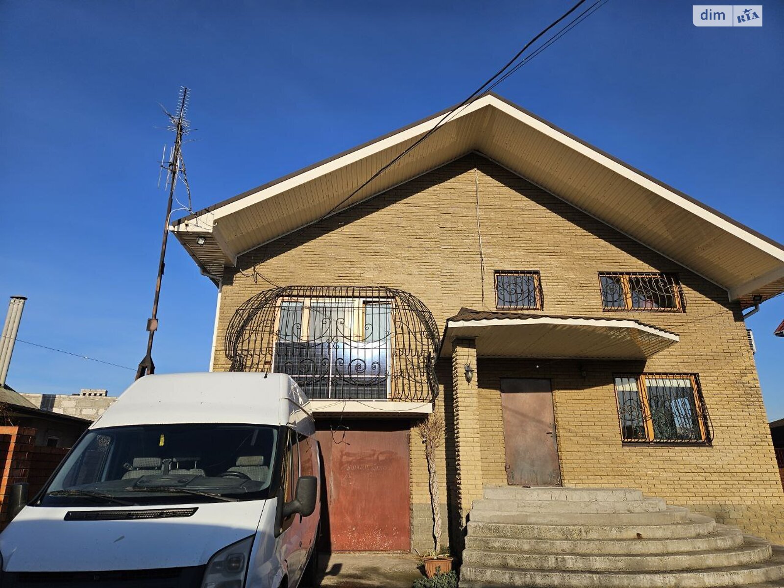 одноэтажный дом с мансардой, 202 кв. м, кирпич. Продажа в Днепре район Новое Клочко фото 1 одноэтажный дом с мансардой, 202 кв. м, кирпич. Продажа в Днепре район Новое Клочко фото 1