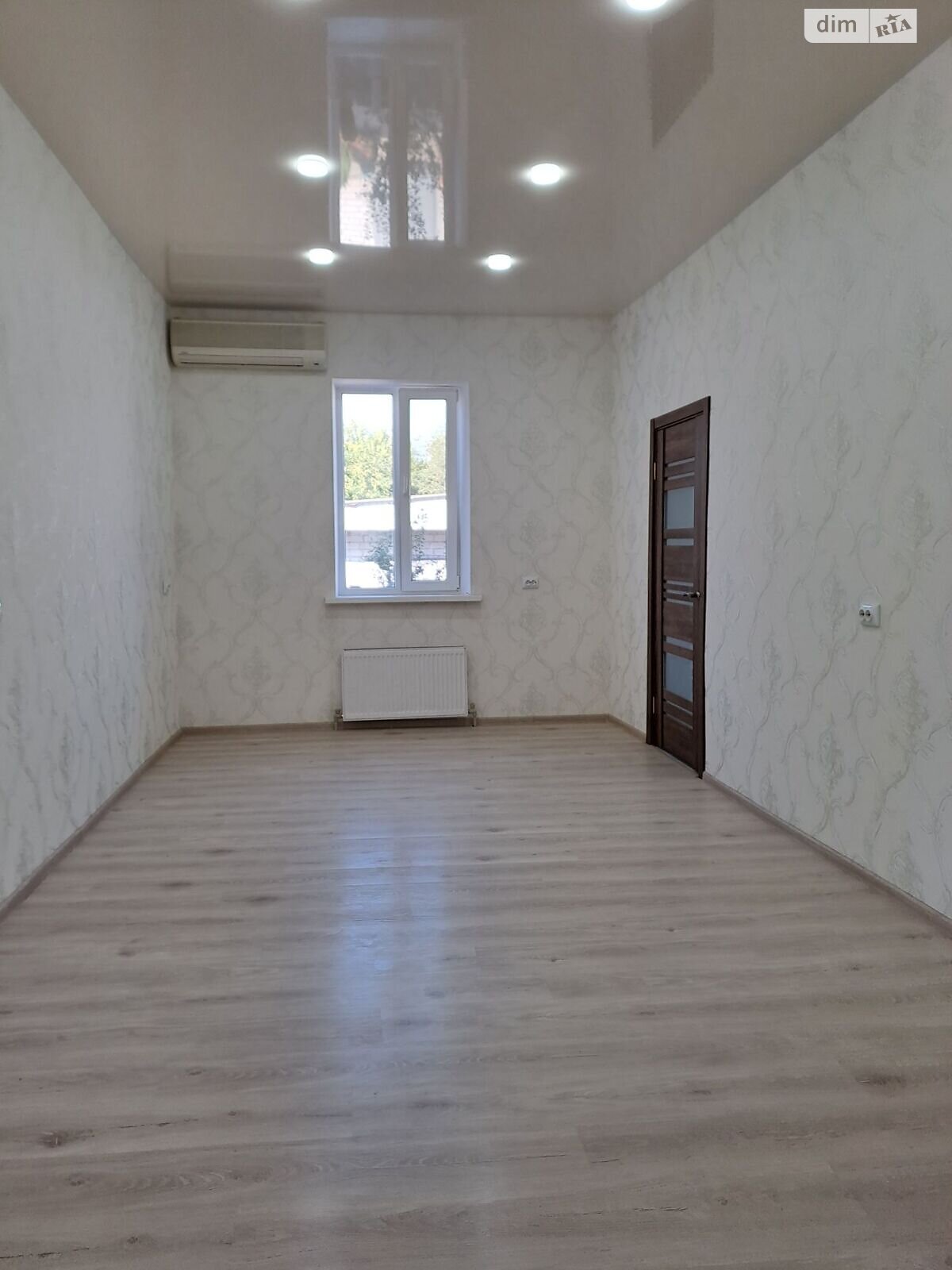 одноповерховий будинок з гаражем, 101 кв. м, кирпич. Продаж в Дніпрі, район Нове Клочко фото 1 одноповерховий будинок з гаражем, 101 кв. м, кирпич. Продаж в Дніпрі, район Нове Клочко фото 1