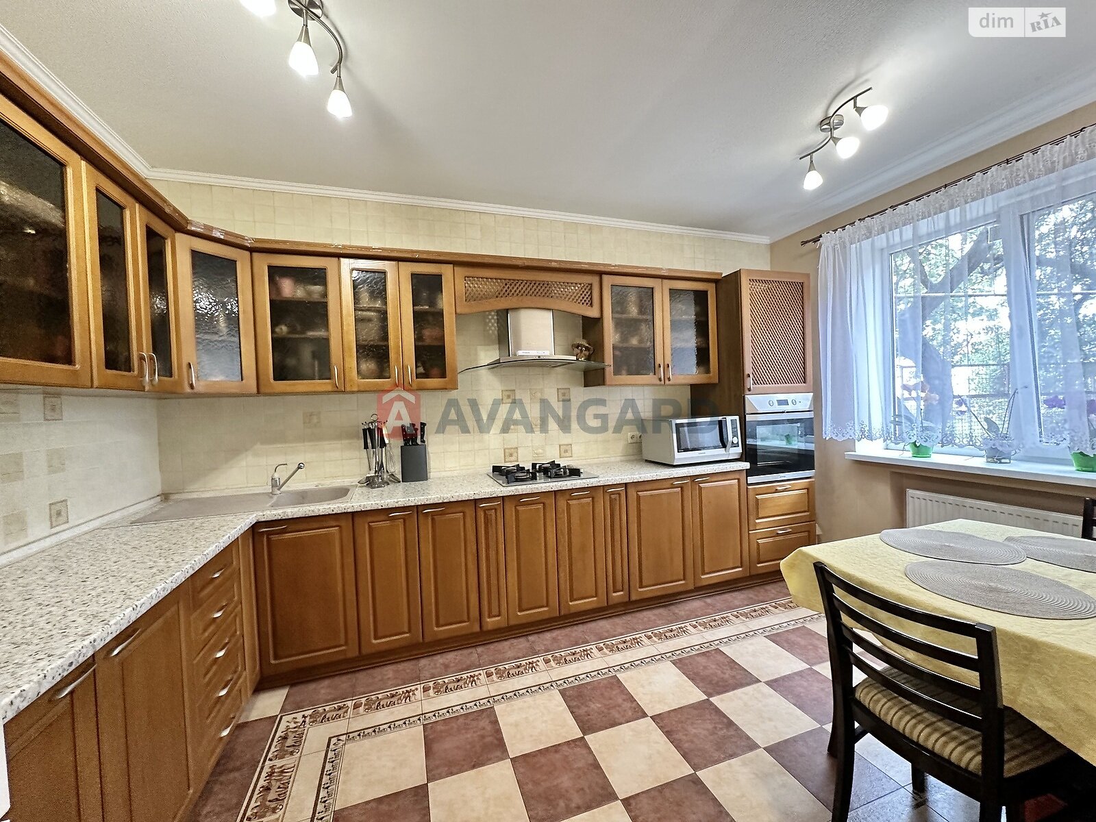 одноэтажный дом с отоплением, 188 кв. м, кирпич. Продажа в Днепре район Новокодакский фото 1 одноэтажный дом с отоплением, 188 кв. м, кирпич. Продажа в Днепре район Новокодакский фото 1