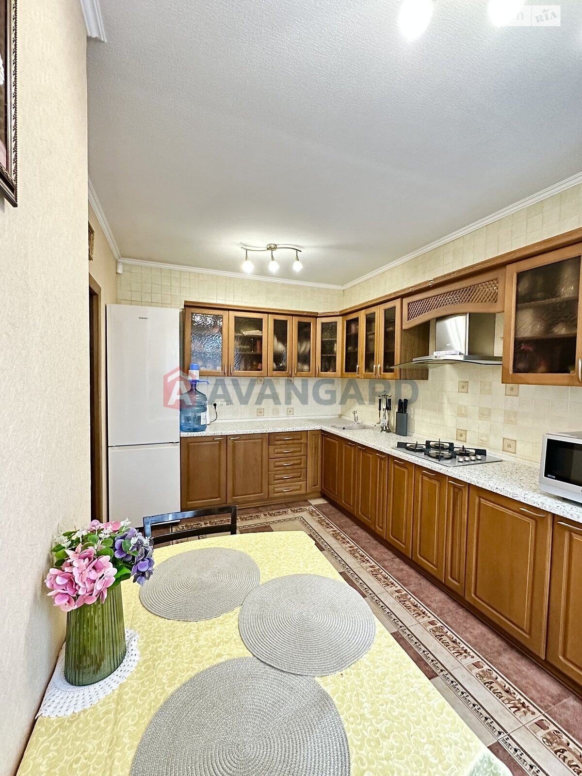 одноэтажный дом с отоплением, 188 кв. м, кирпич. Продажа в Днепре район Новокодакский фото 1 одноэтажный дом с отоплением, 188 кв. м, кирпич. Продажа в Днепре район Новокодакский фото 1