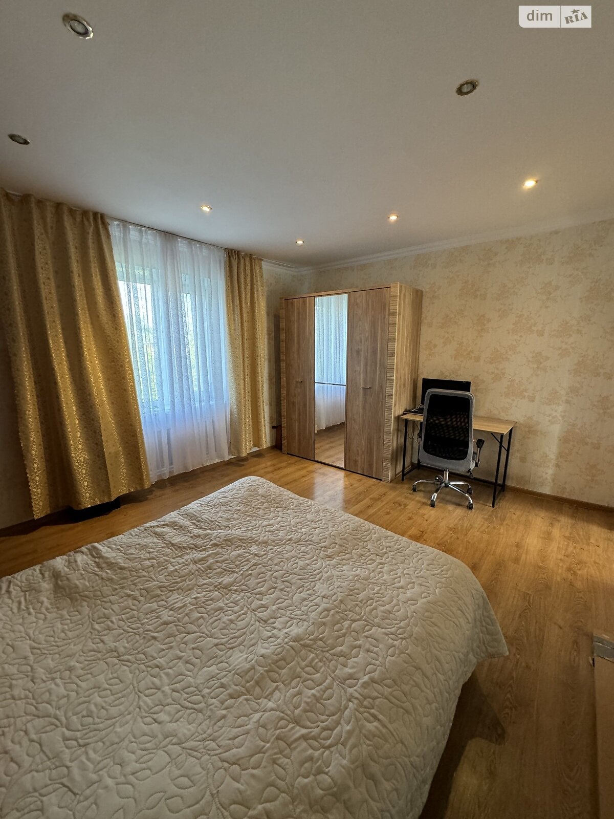 двоповерховий будинок з гаражем, 147 кв. м, шлакоблок. Продаж в Дніпрі, район Новокодацький фото 1