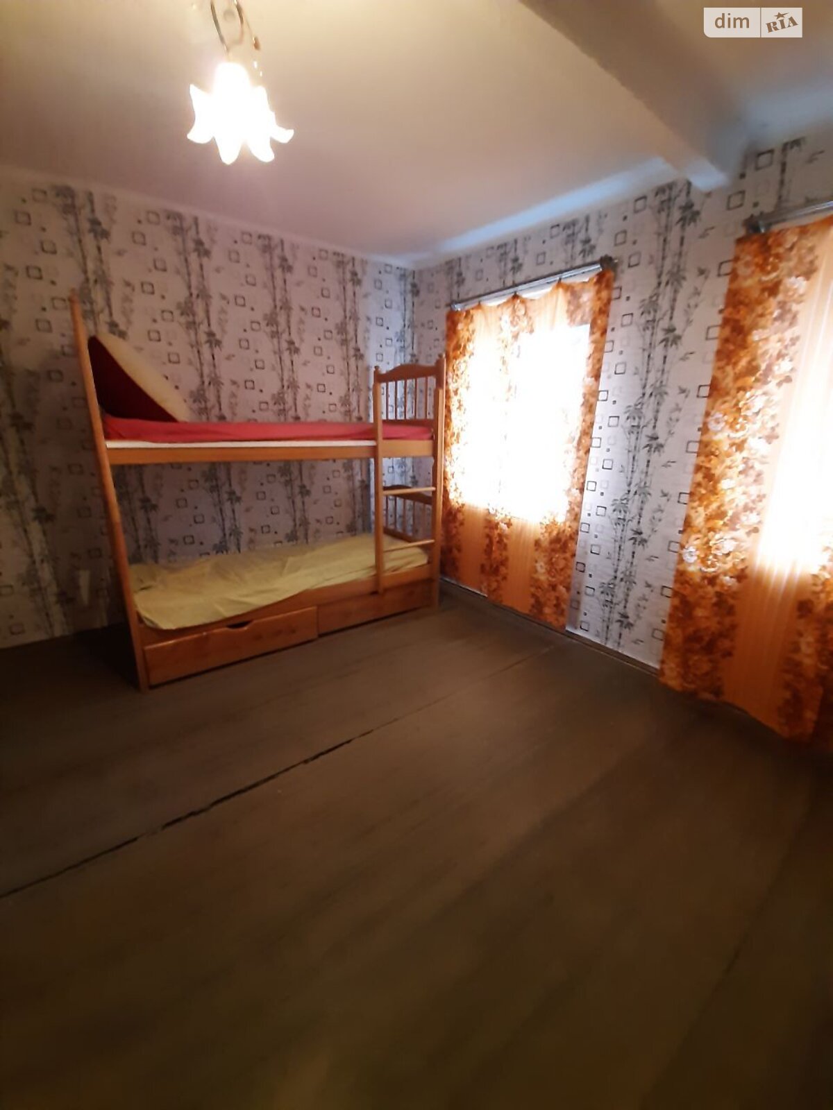 одноповерховий будинок, 48 кв. м, цегла. Продаж у Губинисі фото 1