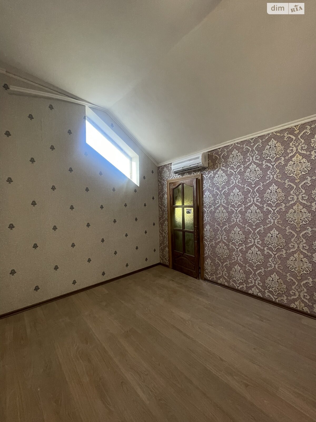 двухэтажный дом с верандой, 385 кв. м, кирпич. Продажа в Днепре район Одинковка фото 1 двухэтажный дом с верандой, 385 кв. м, кирпич. Продажа в Днепре район Одинковка фото 1