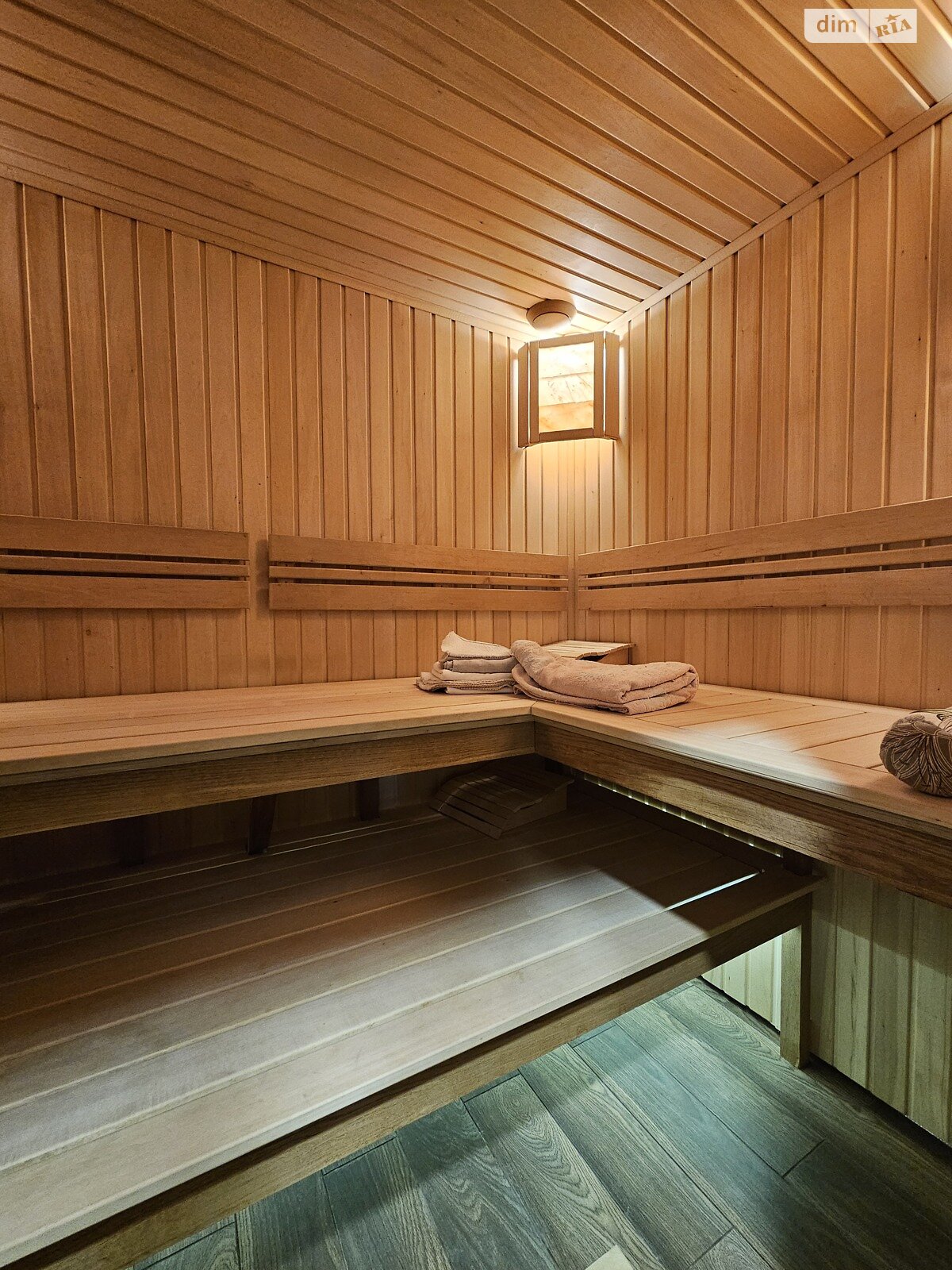 двоповерховий будинок з мансардою, 211.8 кв. м, газобетон. Продаж в Дніпрі, район Перемога-2 фото 1