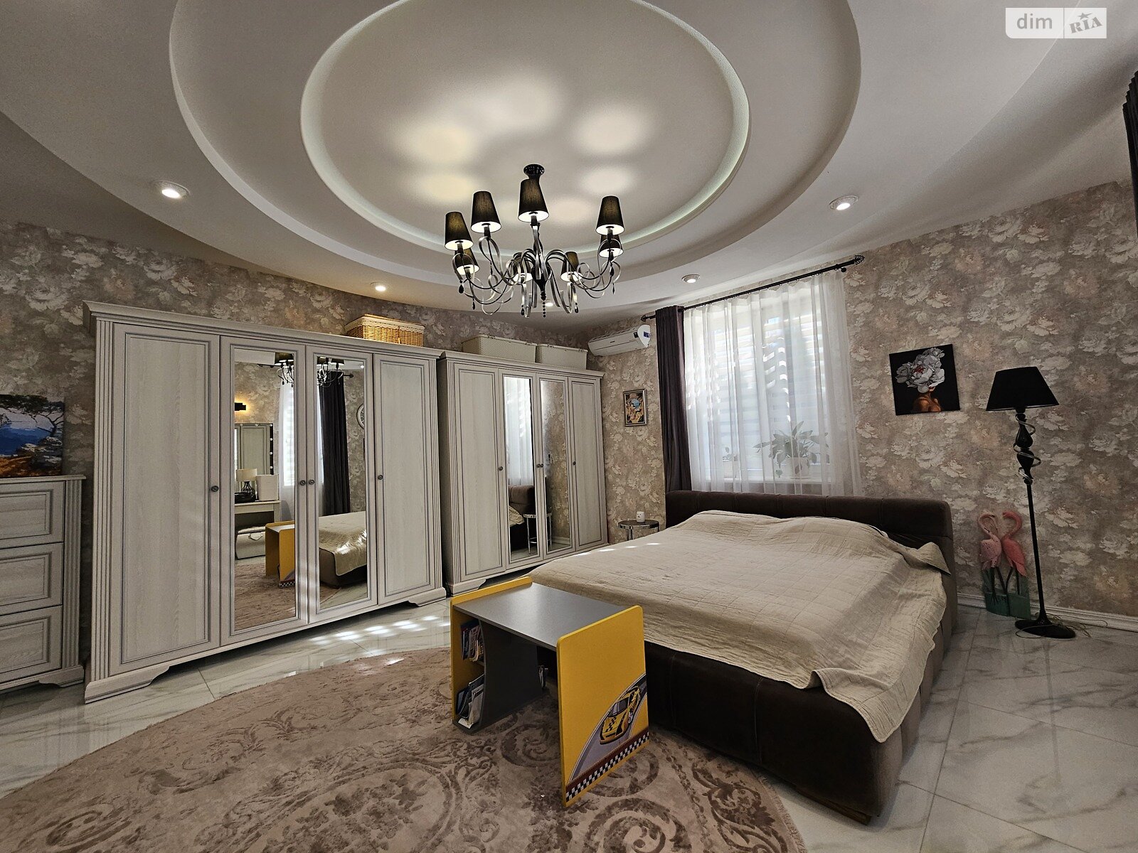 двоповерховий будинок з мансардою, 211.8 кв. м, газобетон. Продаж в Дніпрі, район Перемога-2 фото 1