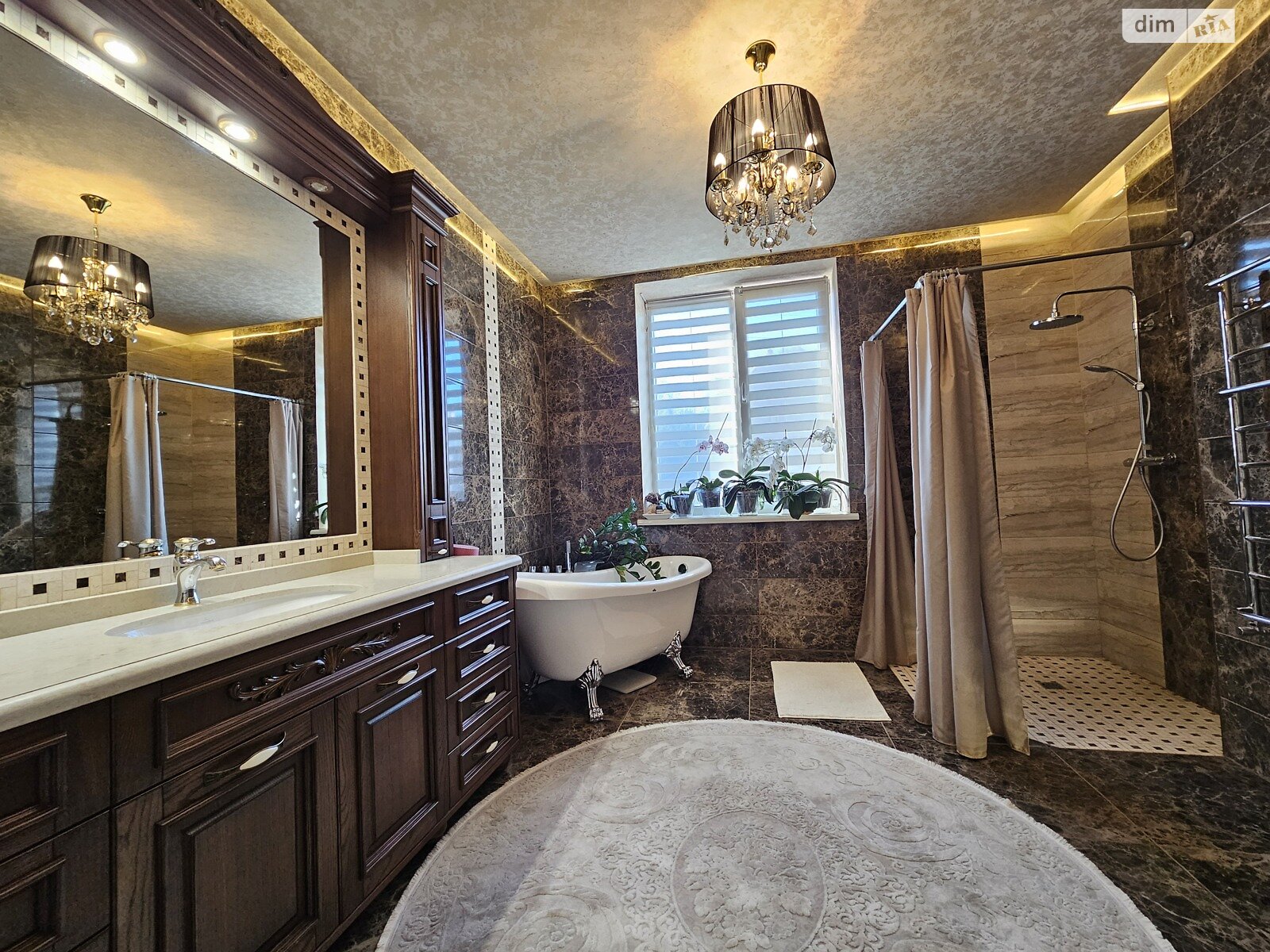 двоповерховий будинок з мансардою, 211.8 кв. м, газобетон. Продаж в Дніпрі, район Перемога-2 фото 1