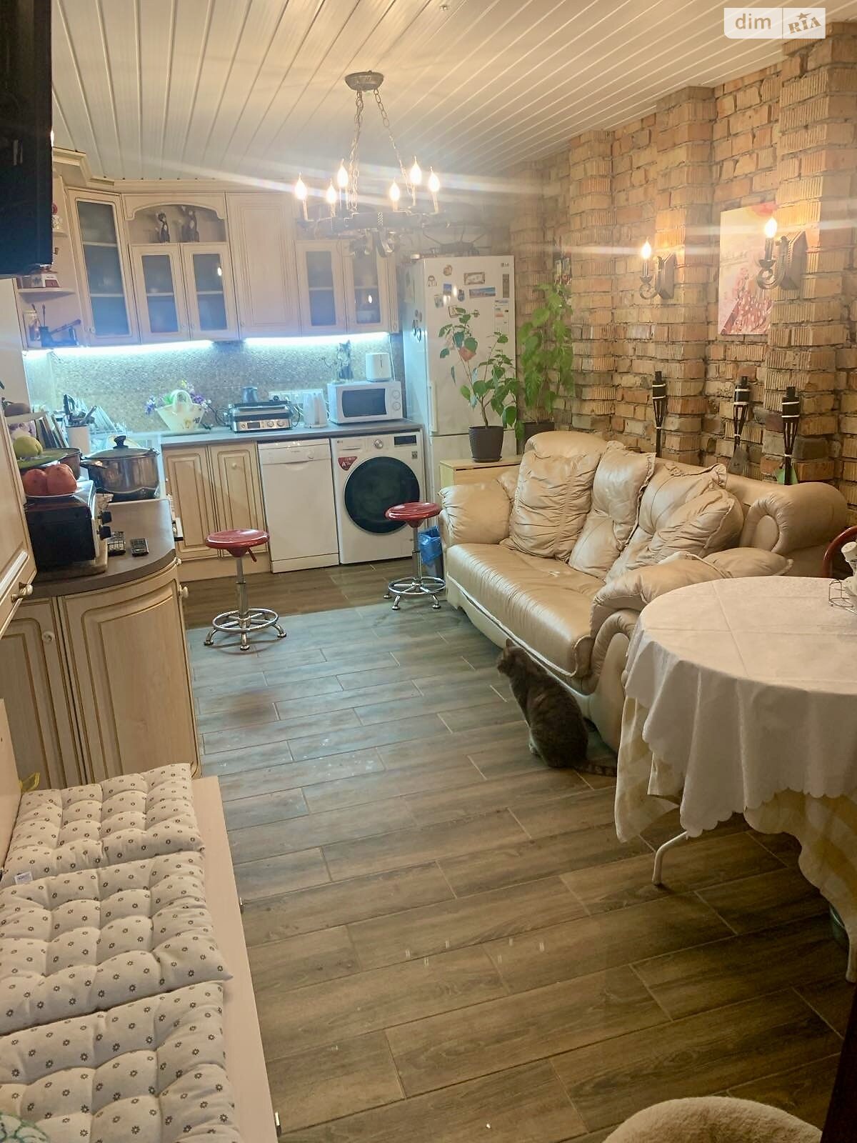 двухэтажный дом с верандой, 50 кв. м, кирпич. Продажа в Днепре район Победа-6 фото 1