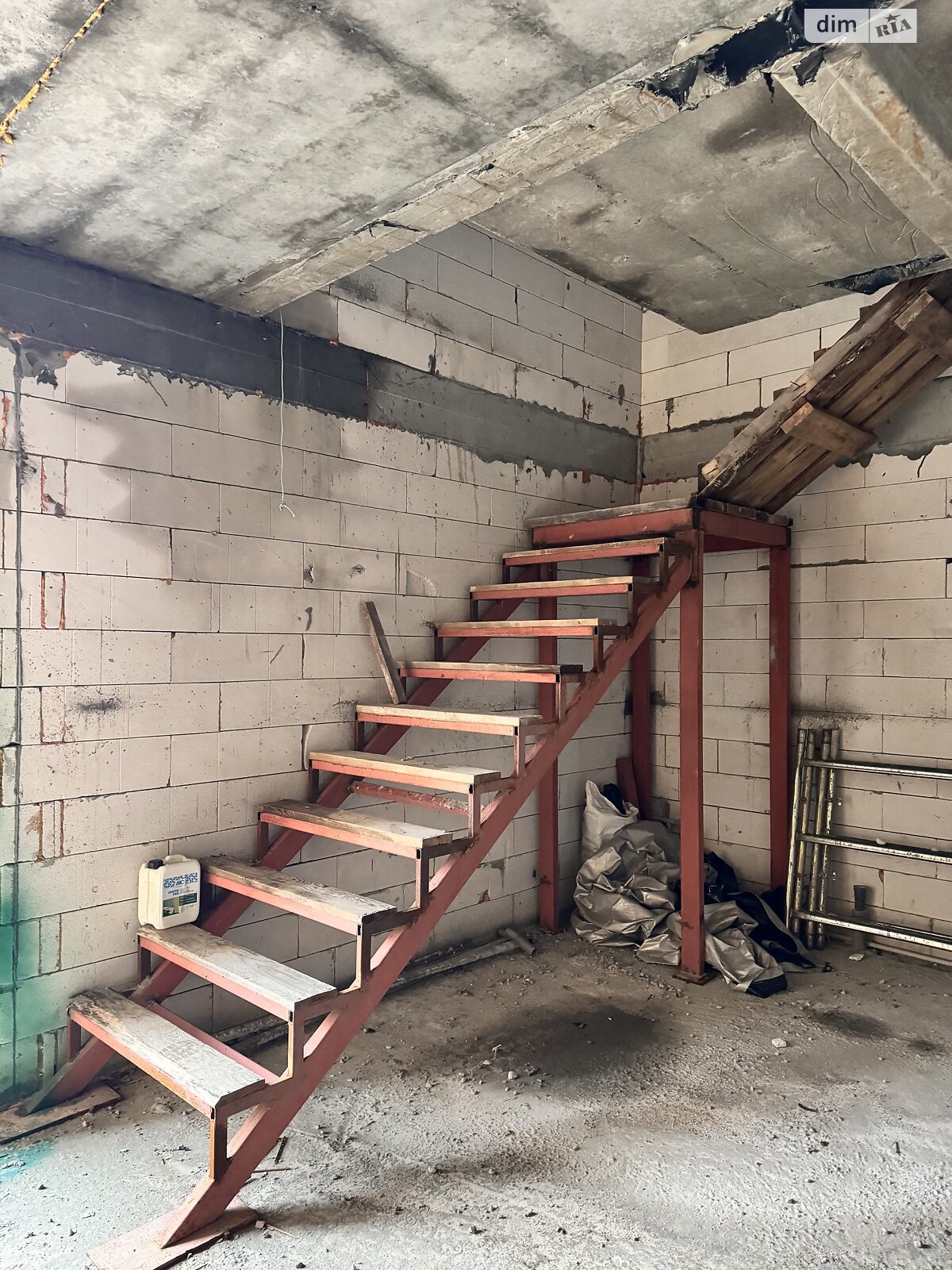 двухэтажный дом, 100 кв. м, газобетон. Продажа в Днепре район Победа-6 фото 1 двухэтажный дом, 100 кв. м, газобетон. Продажа в Днепре район Победа-6 фото 1