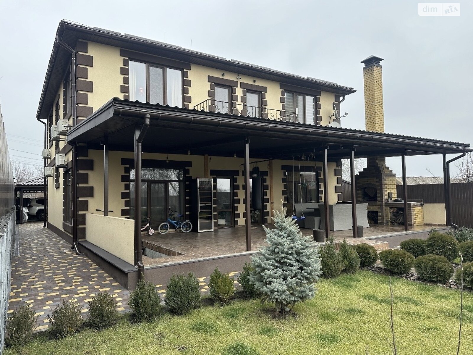 двухэтажный дом с верандой, 215 кв. м, газобетон. Продажа в Днепре фото 1