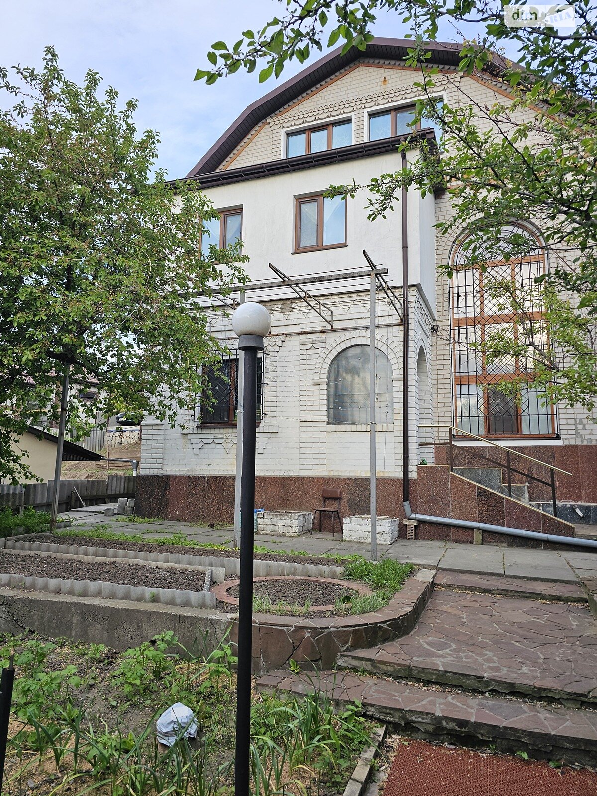 двухэтажный дом с мансардой, 195.3 кв. м, кирпич. Продажа в Днепре район Проспект Поля фото 1 двухэтажный дом с мансардой, 195.3 кв. м, кирпич. Продажа в Днепре район Проспект Поля фото 1