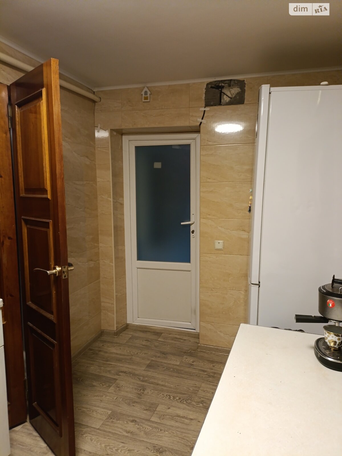 одинадцатиэтажный дом с гаражом, 37 кв. м, кирпич. Продажа в Днепре район Рыбальская Балка фото 1 одинадцатиэтажный дом с гаражом, 37 кв. м, кирпич. Продажа в Днепре район Рыбальская Балка фото 1