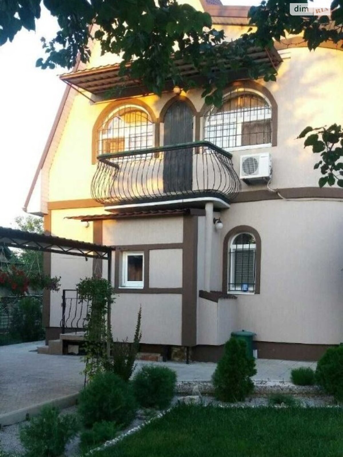 двухэтажный дом с балконом, 80 кв. м, кирпич. Продажа в Днепре район Самарский фото 1