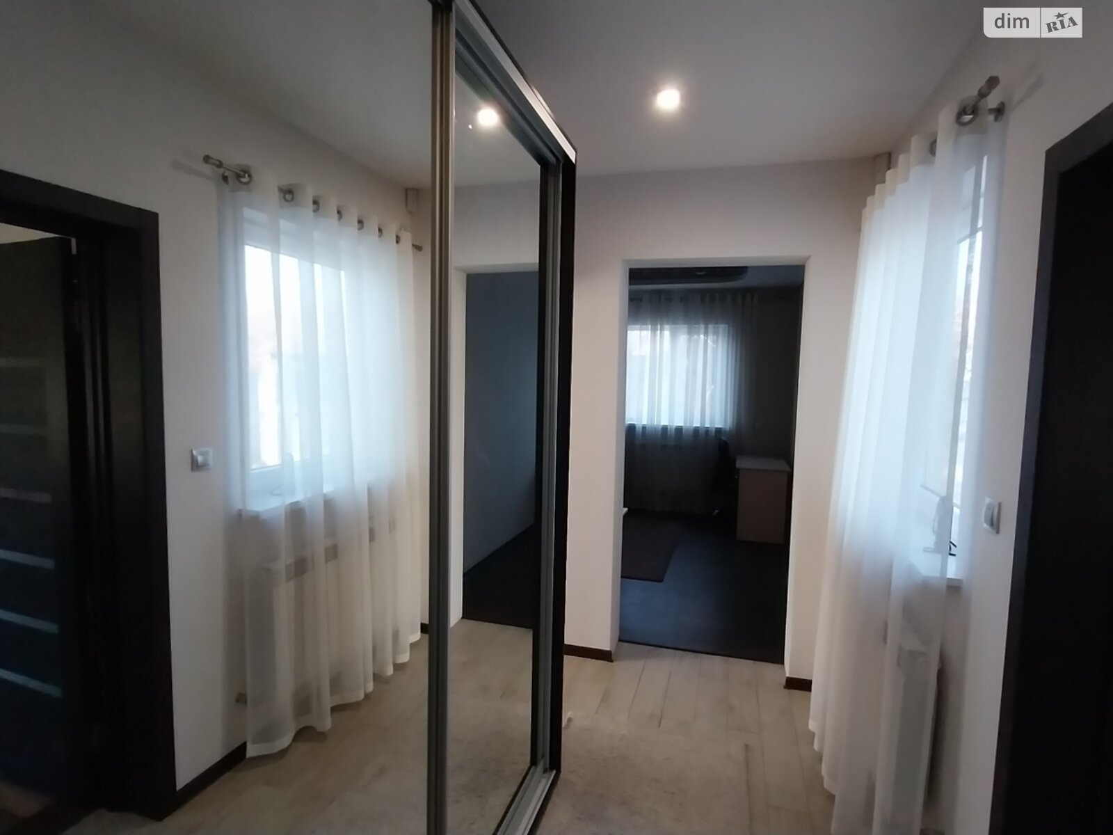 одноповерховий будинок з ремонтом, 80 кв. м, цегла. Продаж в Дніпрі, район Самарський фото 1 одноповерховий будинок з ремонтом, 80 кв. м, цегла. Продаж в Дніпрі, район Самарський фото 1