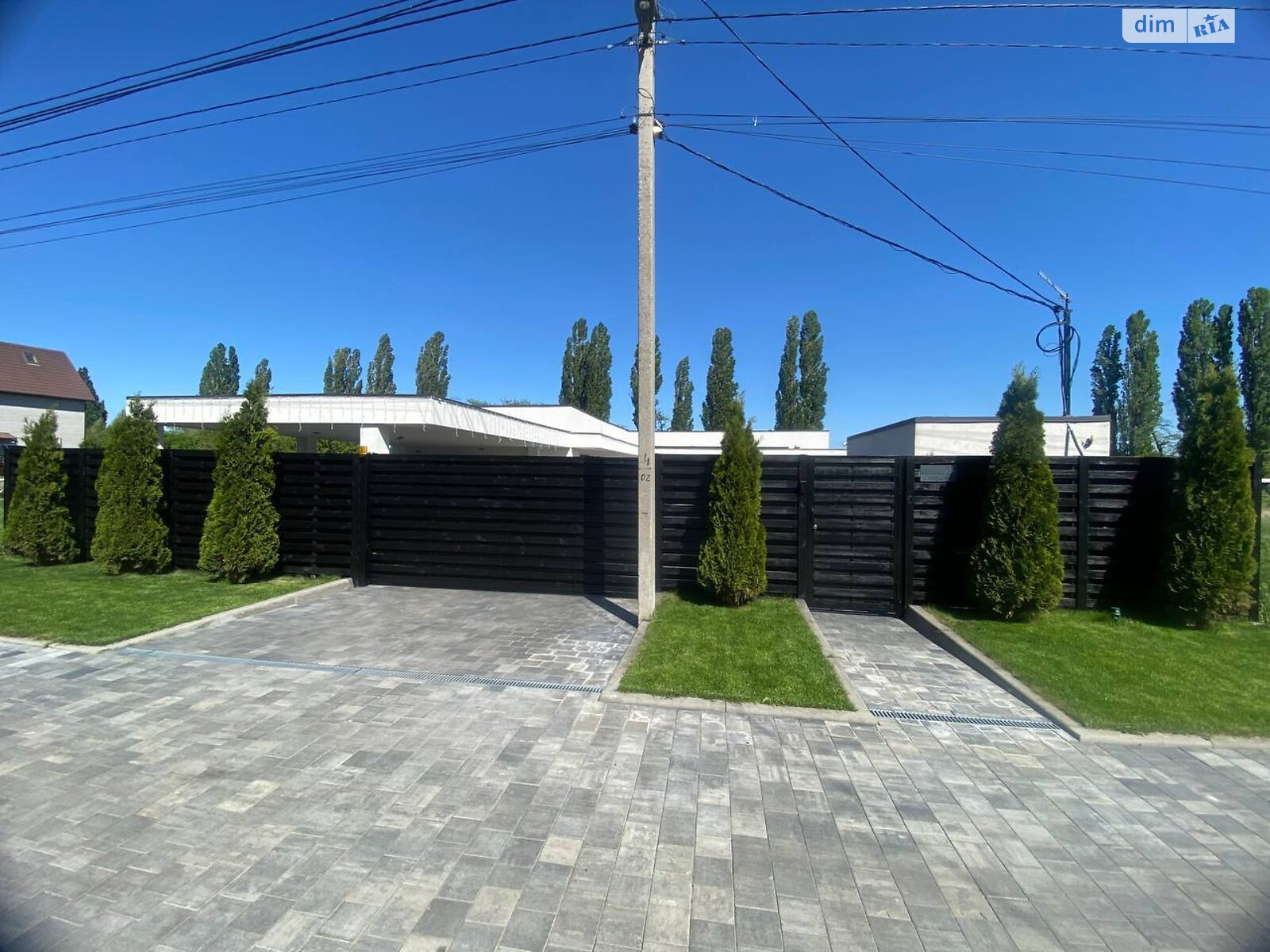 одноповерховий будинок з ремонтом, 290 кв. м, газобетон. Продаж в Дніпрі, район Самарський фото 1 одноповерховий будинок з ремонтом, 290 кв. м, газобетон. Продаж в Дніпрі, район Самарський фото 1