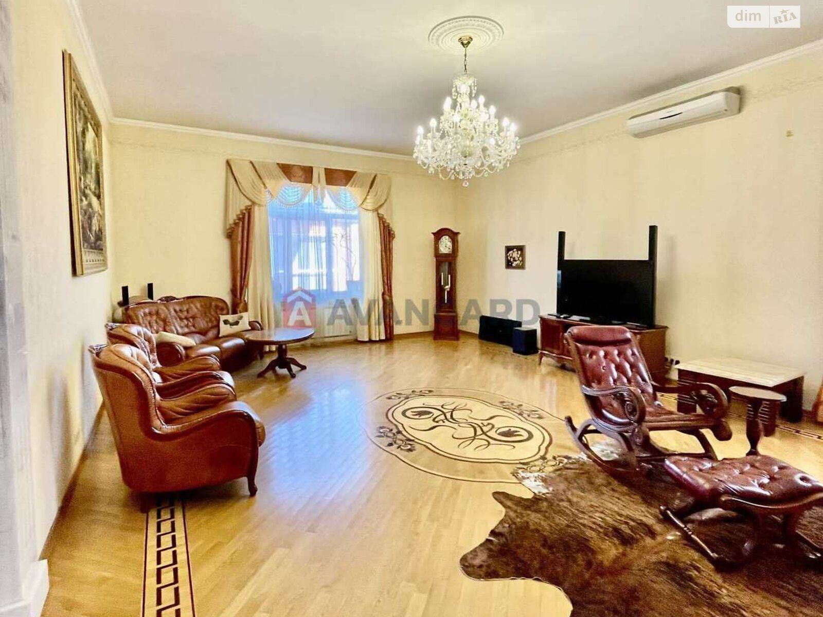 двухэтажный дом, 472 кв. м, кирпич. Продажа в Днепре район Самарский фото 1