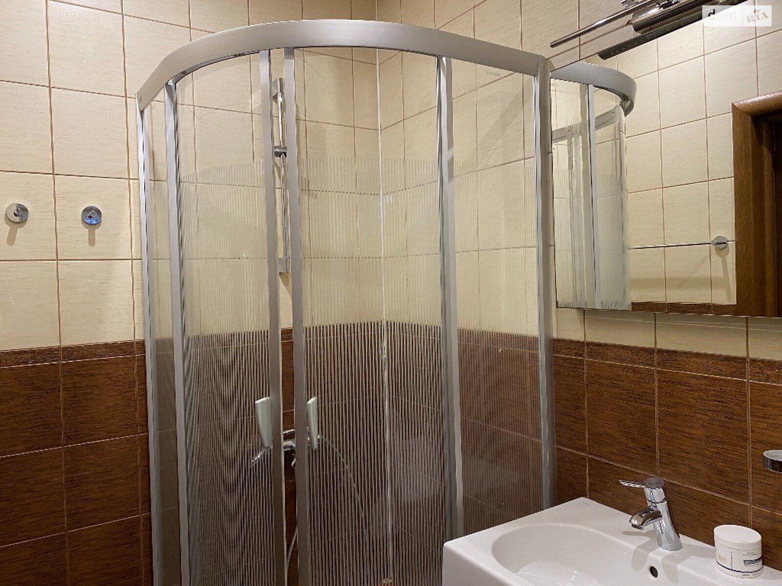 двухэтажный дом с отоплением, 228 кв. м, кирпич. Продажа в Шевченко фото 1 двухэтажный дом с отоплением, 228 кв. м, кирпич. Продажа в Шевченко фото 1