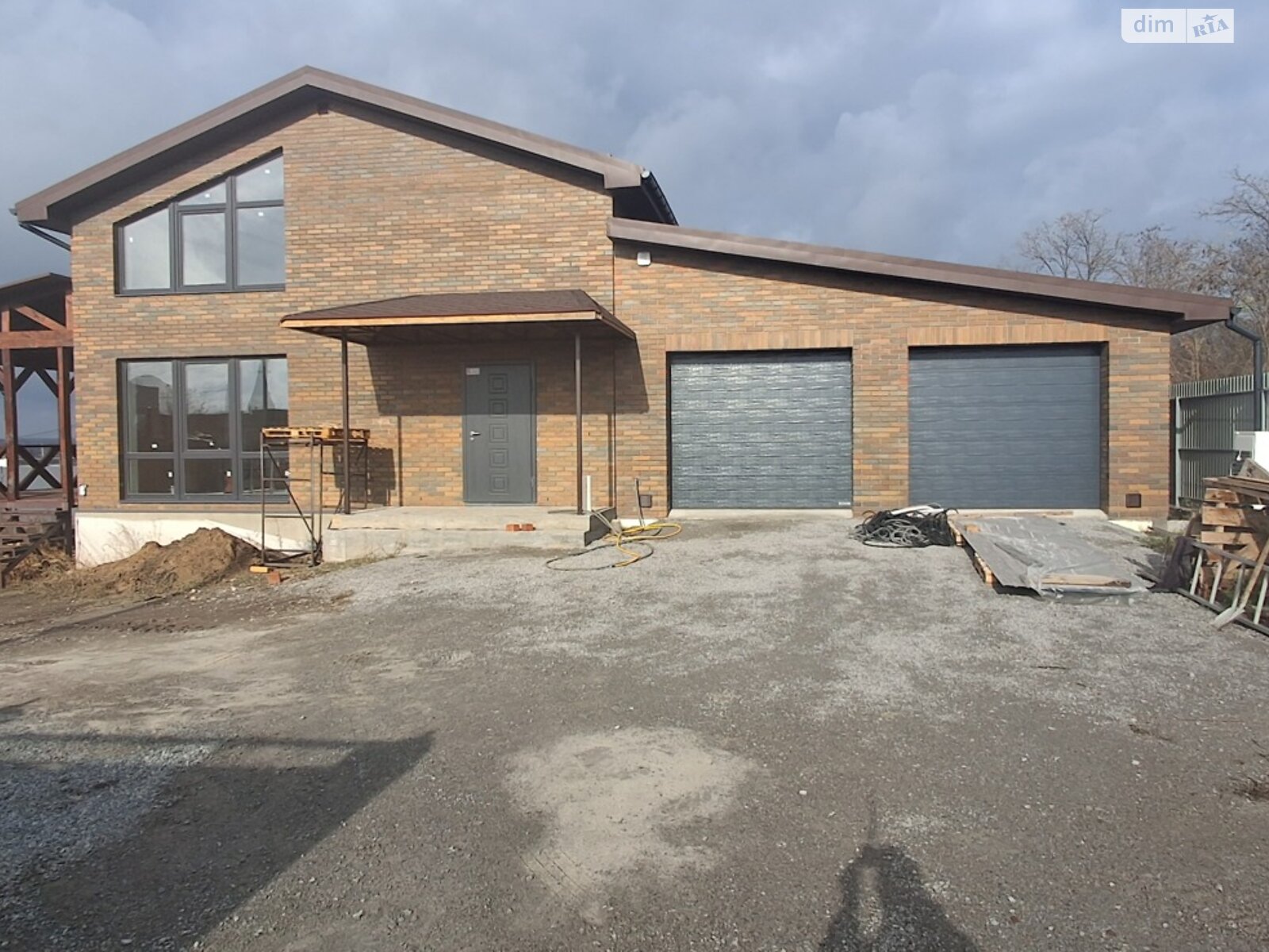 двухэтажный дом с отоплением, 175.6 кв. м, кирпич. Продажа в Днепре район Шевченковский фото 1 двухэтажный дом с отоплением, 175.6 кв. м, кирпич. Продажа в Днепре район Шевченковский фото 1