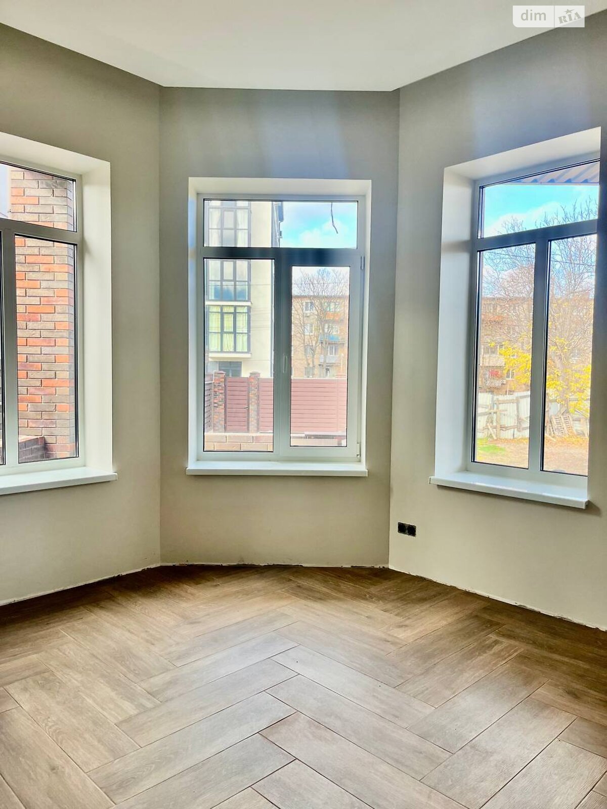 двухэтажный дом, 179 кв. м, кирпич. Продажа в Днепре район Шевченковский фото 1 двухэтажный дом, 179 кв. м, кирпич. Продажа в Днепре район Шевченковский фото 1