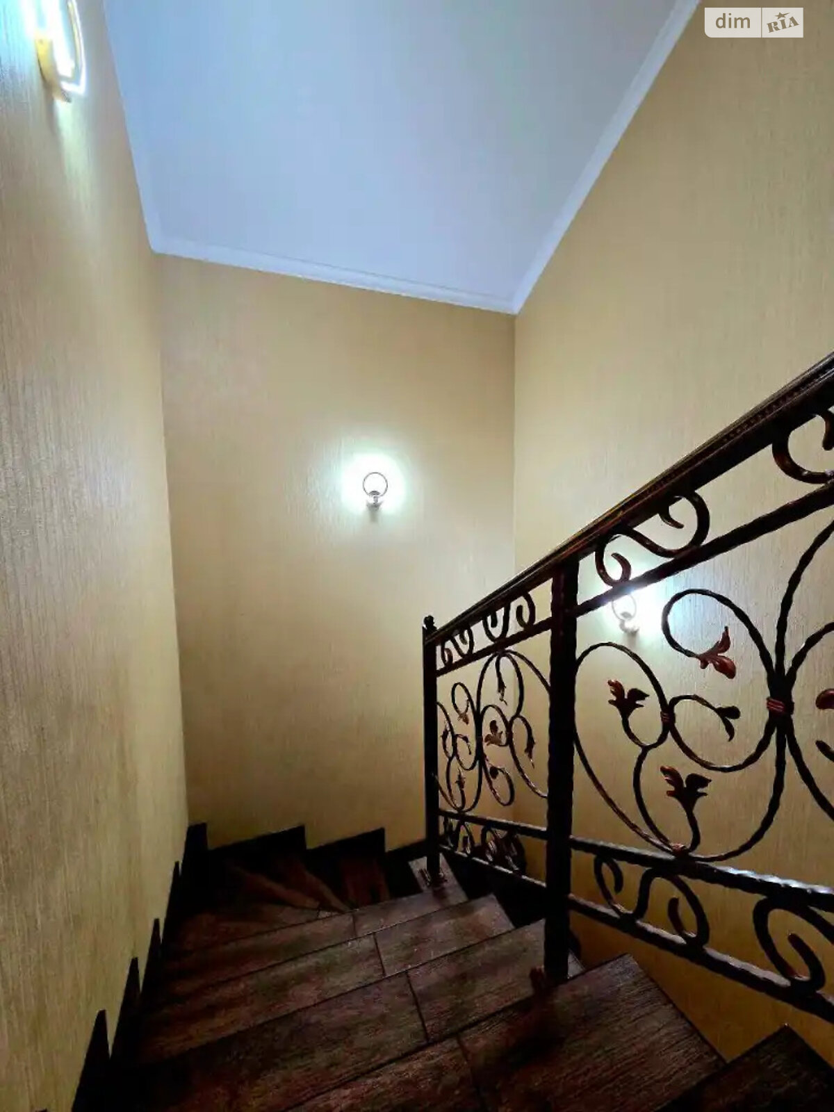 двухэтажный дом с отоплением, 152 кв. м, газобетон. Продажа в Днепре район Шевченковский фото 1 двухэтажный дом с отоплением, 152 кв. м, газобетон. Продажа в Днепре район Шевченковский фото 1