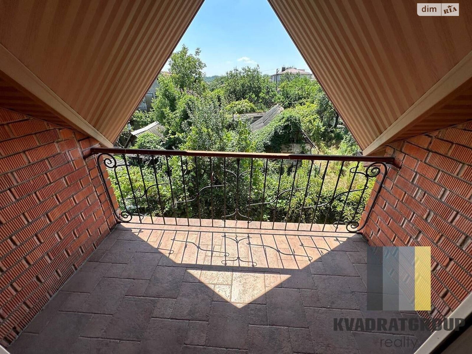 двухэтажный дом с отоплением, 250 кв. м, кирпич. Продажа в Днепре район Шевченковский фото 1 двухэтажный дом с отоплением, 250 кв. м, кирпич. Продажа в Днепре район Шевченковский фото 1