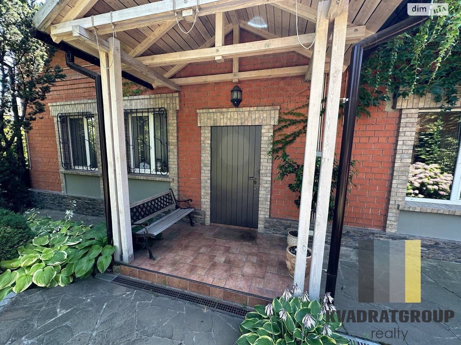 двухэтажный дом с отоплением, 250 кв. м, кирпич. Продажа в Днепре район Шевченковский фото 1 двухэтажный дом с отоплением, 250 кв. м, кирпич. Продажа в Днепре район Шевченковский фото 1