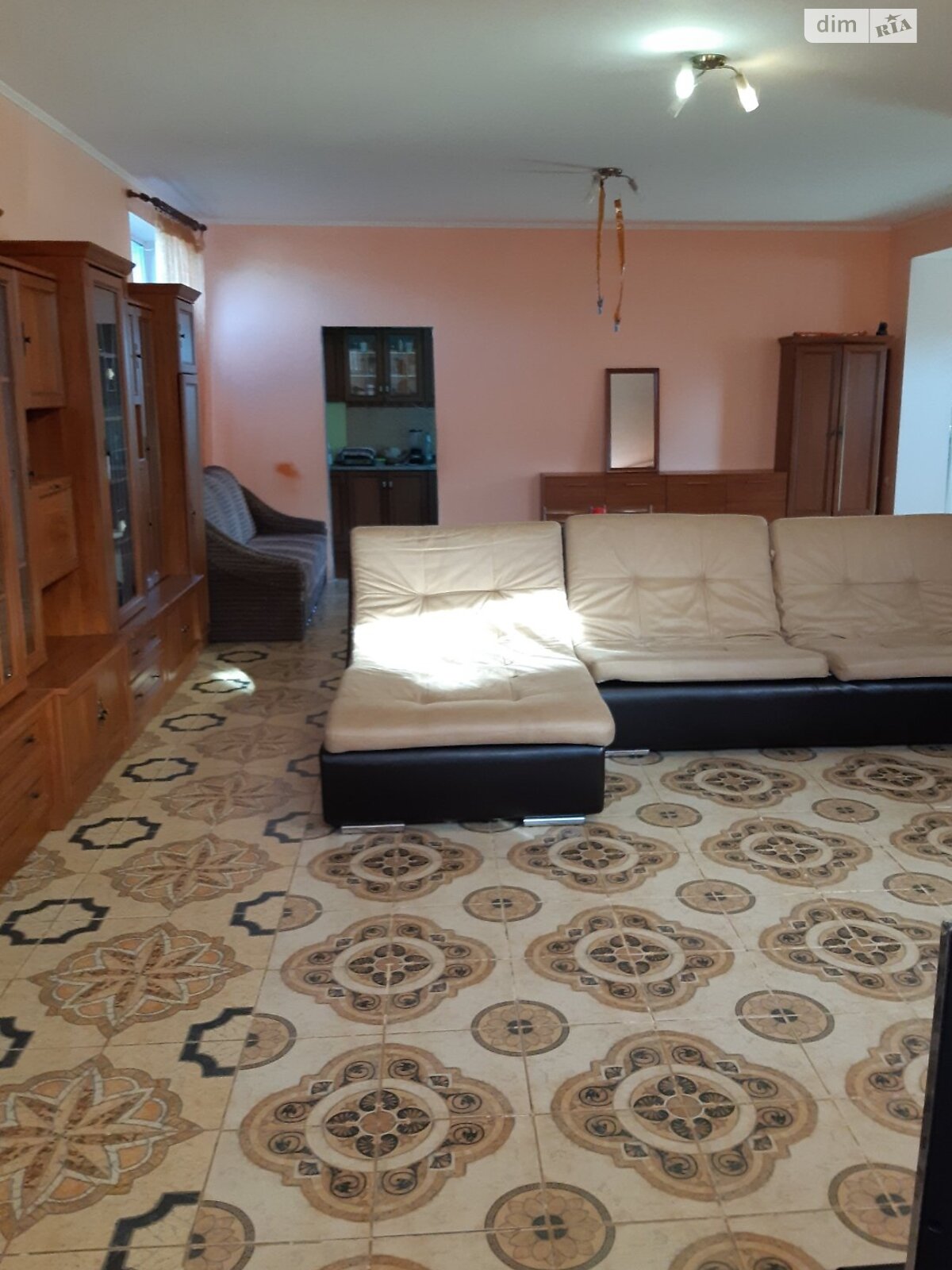 трехэтажный дом с гаражом, 380 кв. м, кирпич. Продажа в Днепре район Соборный фото 1 трехэтажный дом с гаражом, 380 кв. м, кирпич. Продажа в Днепре район Соборный фото 1