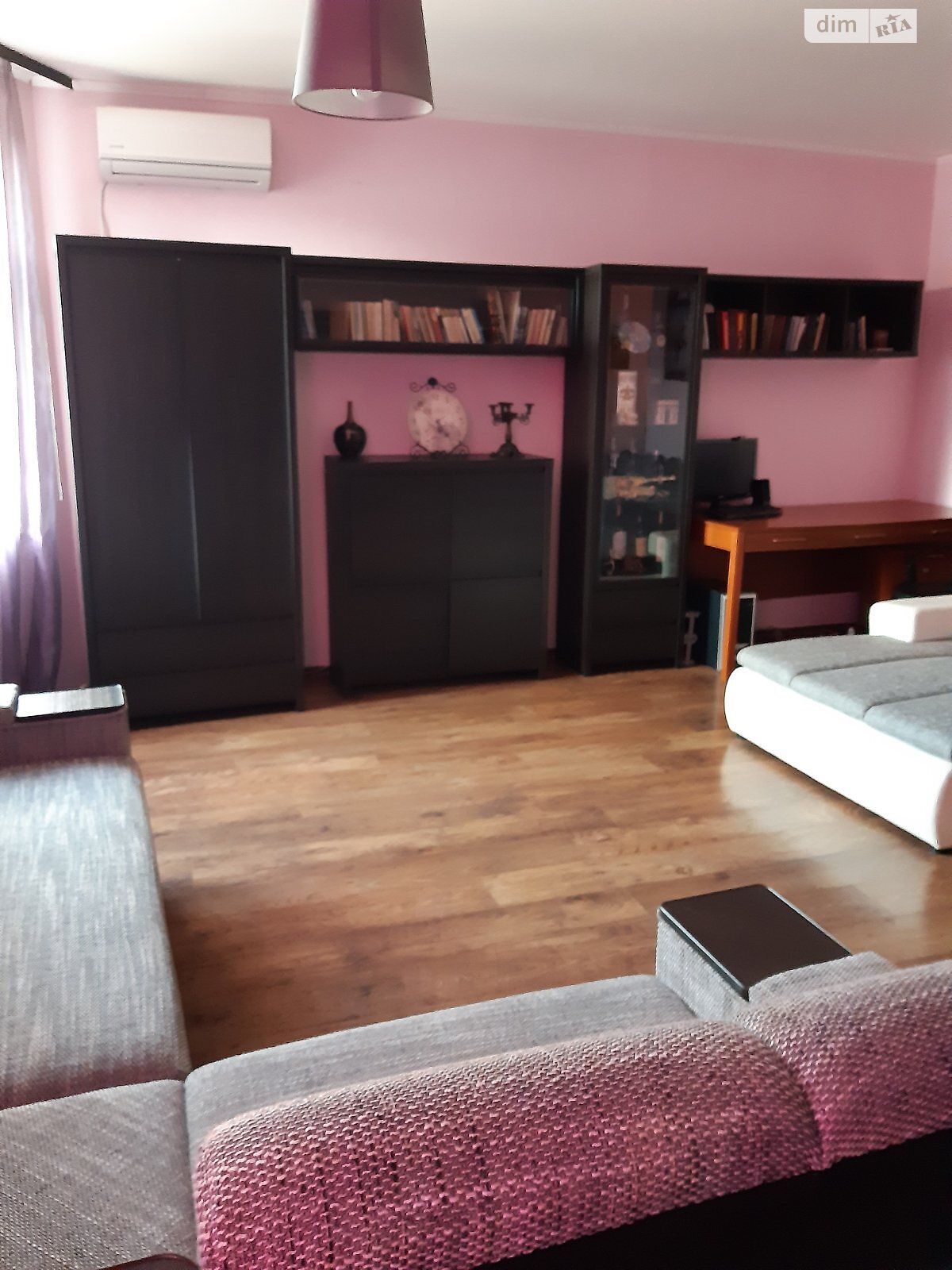 трехэтажный дом с гаражом, 380 кв. м, кирпич. Продажа в Днепре район Соборный фото 1 трехэтажный дом с гаражом, 380 кв. м, кирпич. Продажа в Днепре район Соборный фото 1