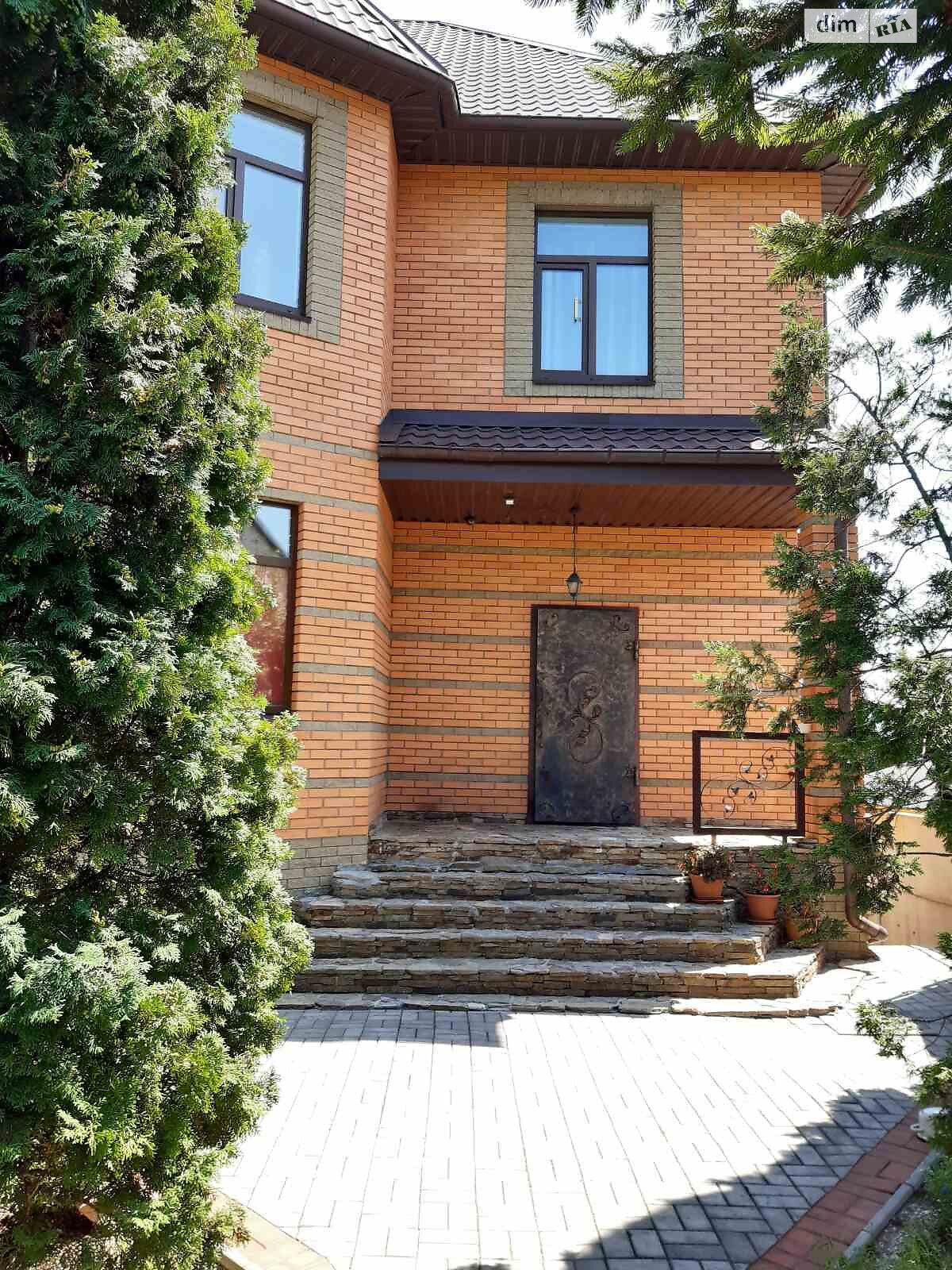 трехэтажный дом с гаражом, 380 кв. м, кирпич. Продажа в Днепре район Соборный фото 1 трехэтажный дом с гаражом, 380 кв. м, кирпич. Продажа в Днепре район Соборный фото 1