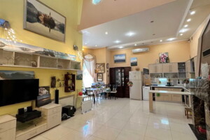 двухэтажный дом с гаражом, 280 кв. м, кирпич. Продажа в Днепре район Соборный фото 2
