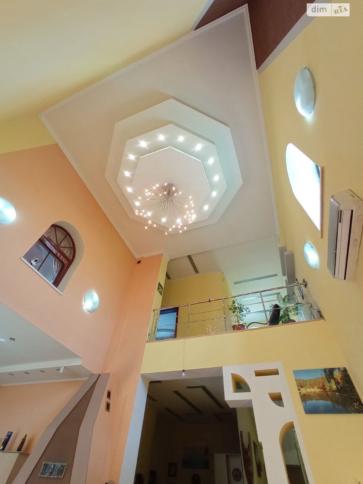 двухэтажный дом с гаражом, 288.8 кв. м, кирпич. Продажа в Днепре район Соборный фото 1 двухэтажный дом с гаражом, 288.8 кв. м, кирпич. Продажа в Днепре район Соборный фото 1