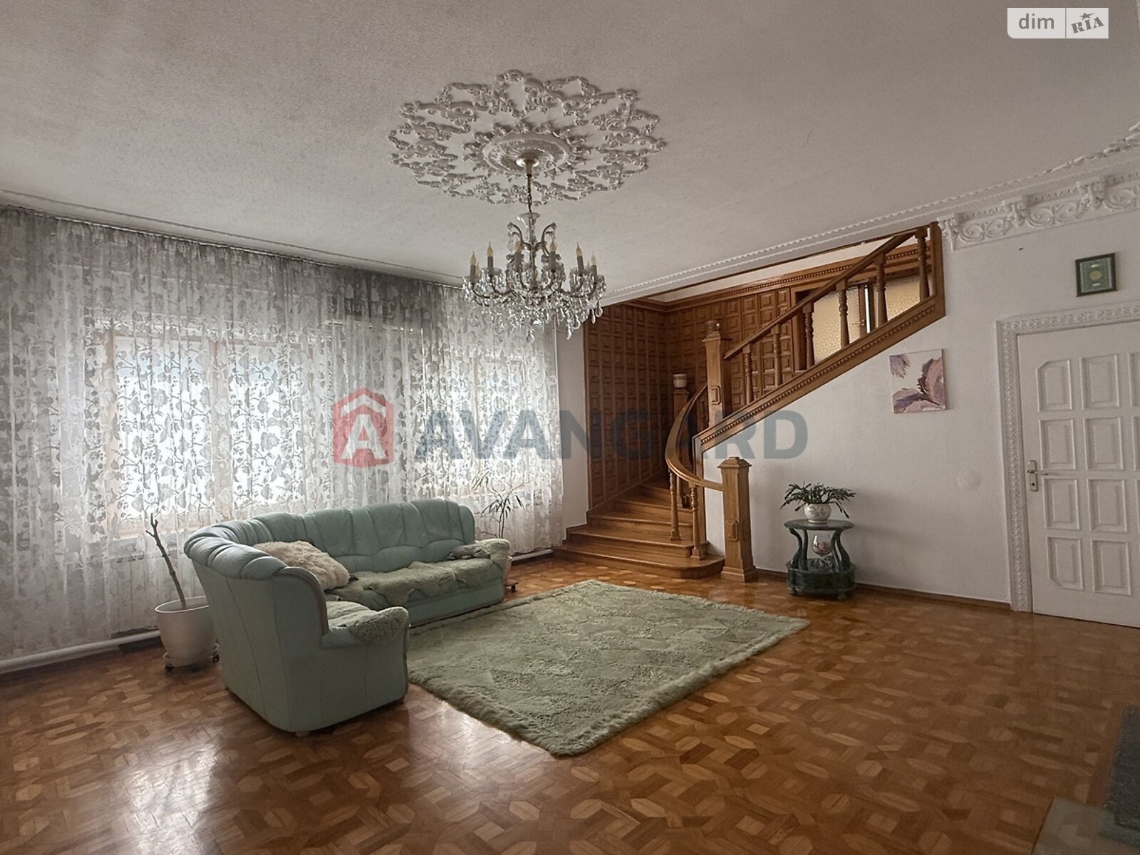 двухэтажный дом, 300 кв. м, кирпич. Продажа в Днепре район Соборный фото 1 двухэтажный дом, 300 кв. м, кирпич. Продажа в Днепре район Соборный фото 1
